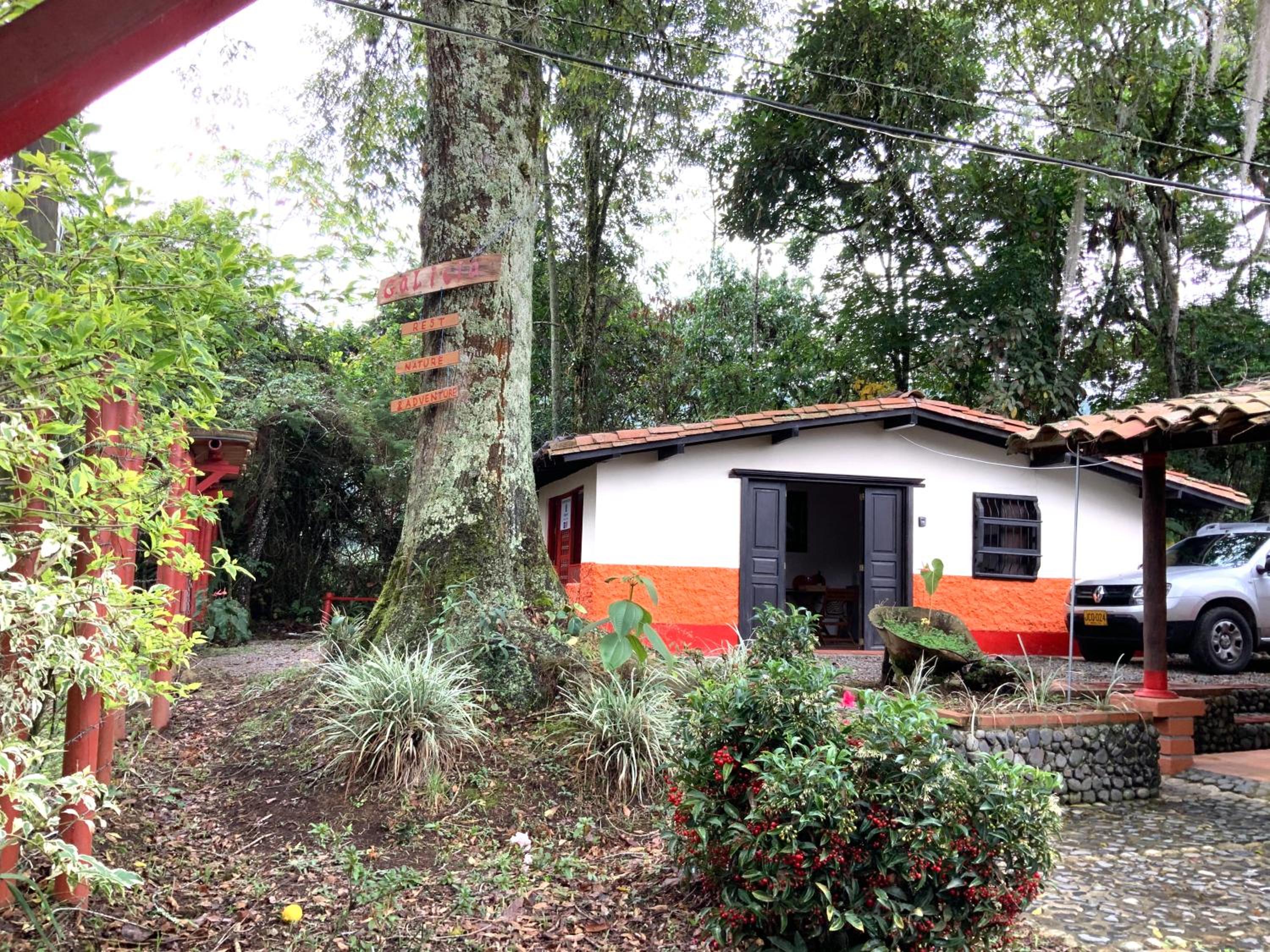 Maravilla de cabaña grupal 5-10 personas parking, wifi, campestre, cercana
