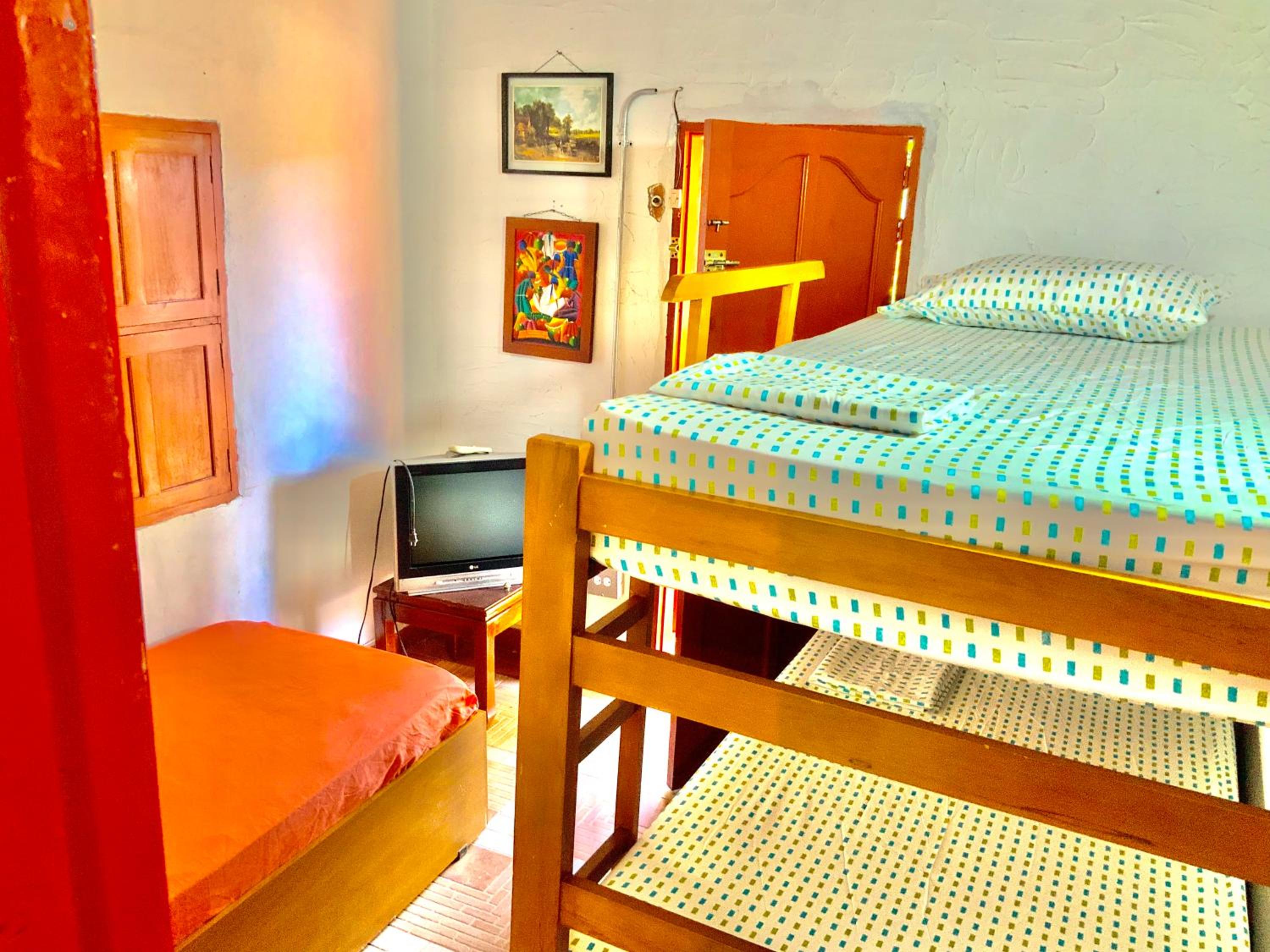 Maravilla de cabaña grupal 5-10 personas parking, wifi, campestre, cercana
