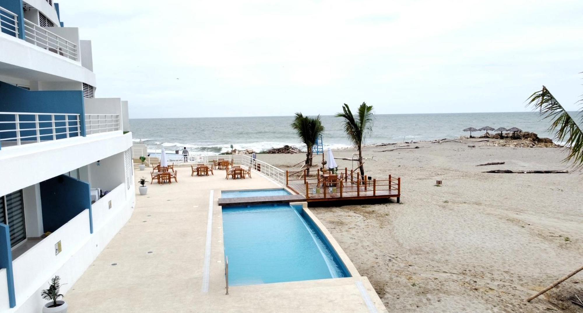Apartamento Vacacional frente al mar en General Villamil Playas