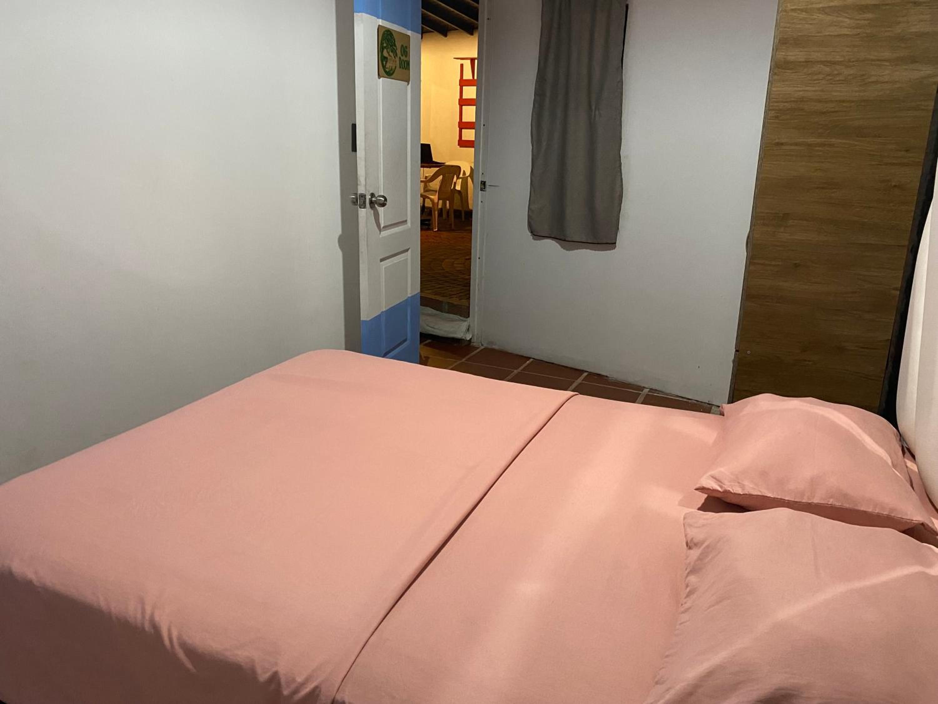 Lady Mom Hostal