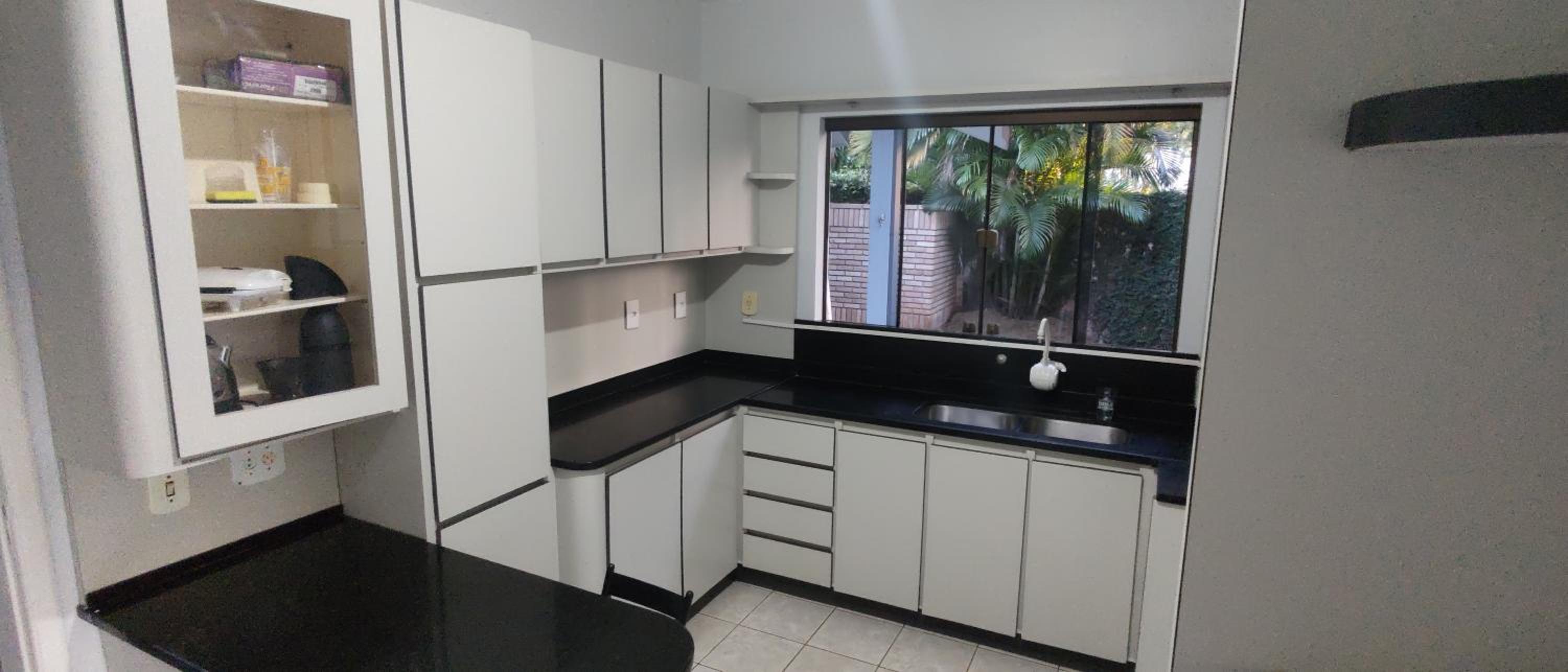 Casa 4 quartos com piscina