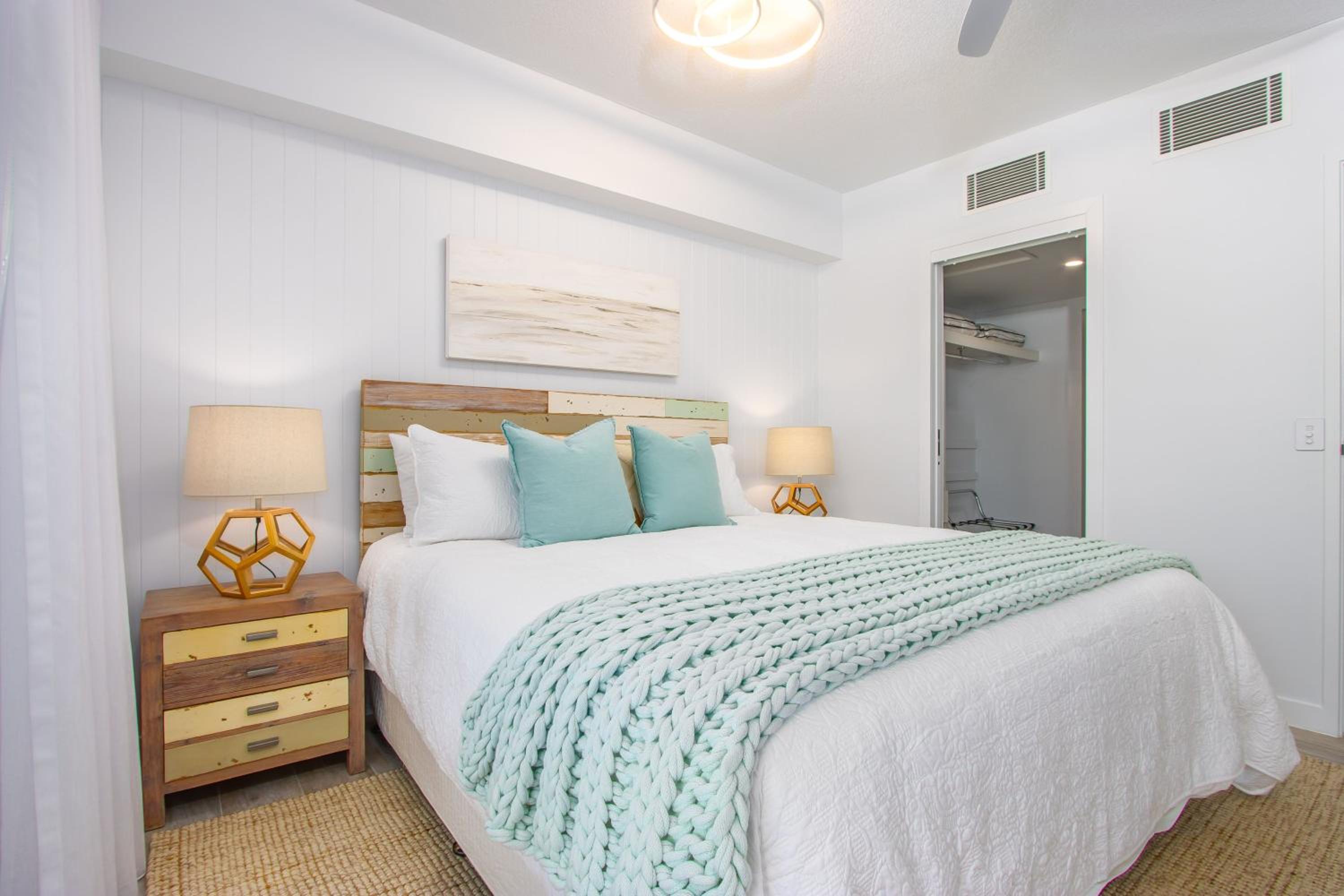 Drift North Beachfront Apartments - Private Apartments