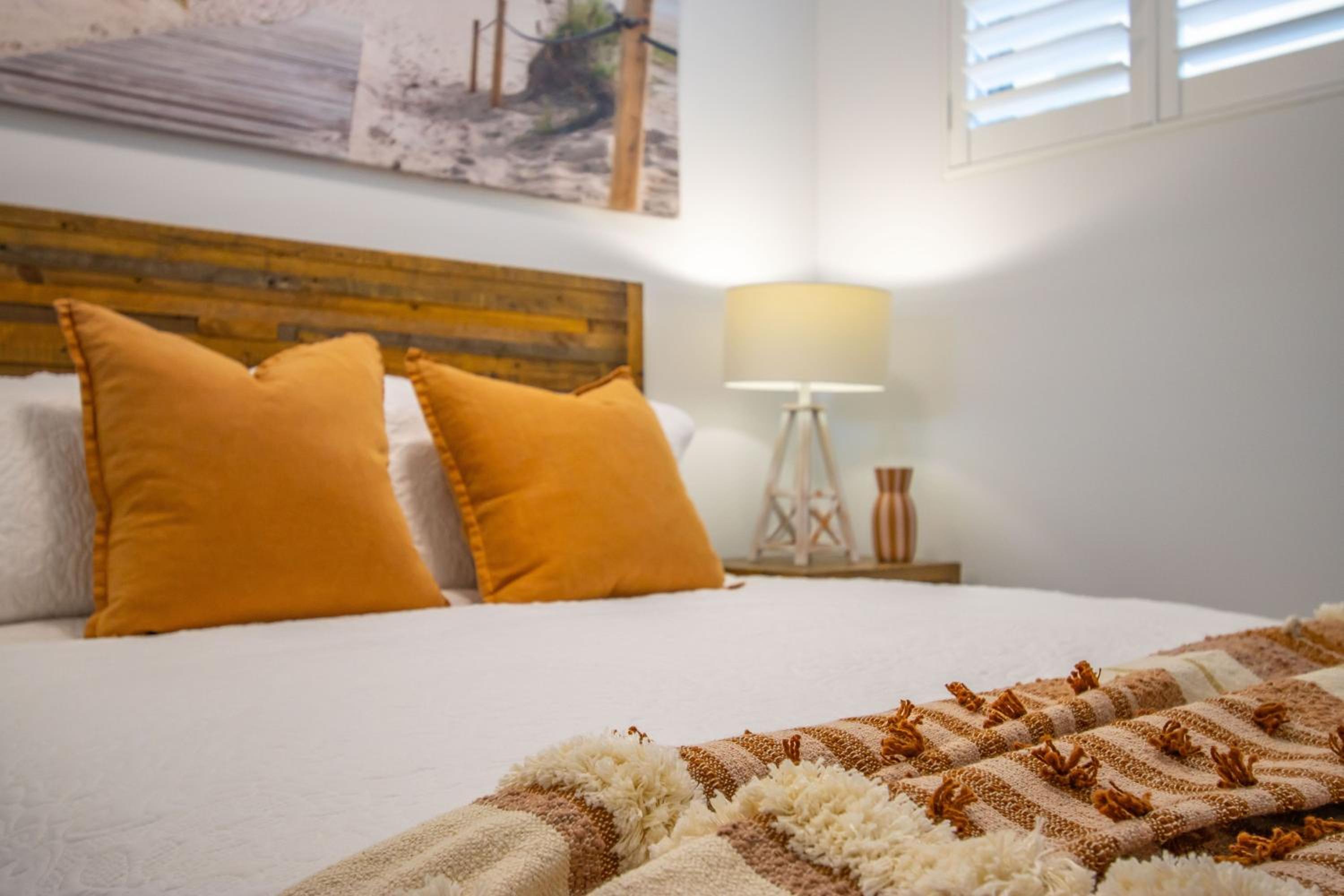 Drift North Beachfront Apartments - Private Apartments