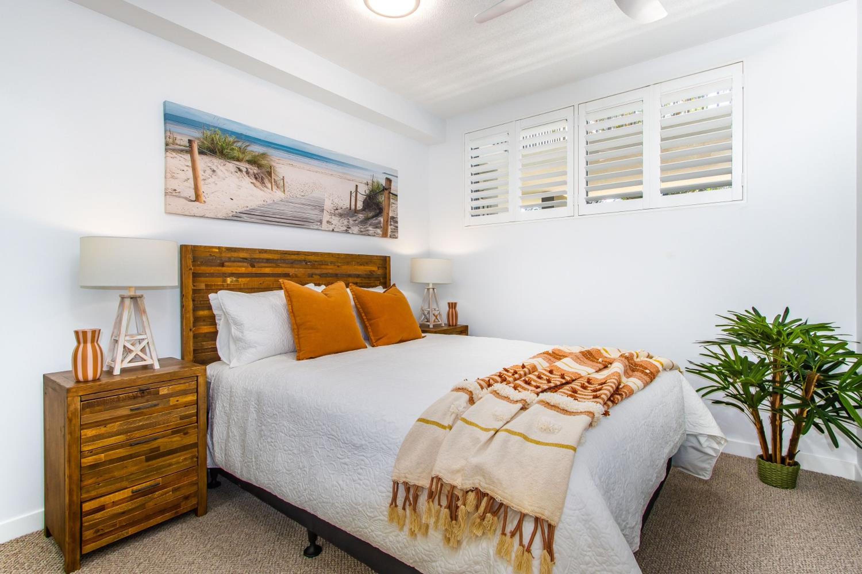 Drift North Beachfront Apartments - Private Apartments