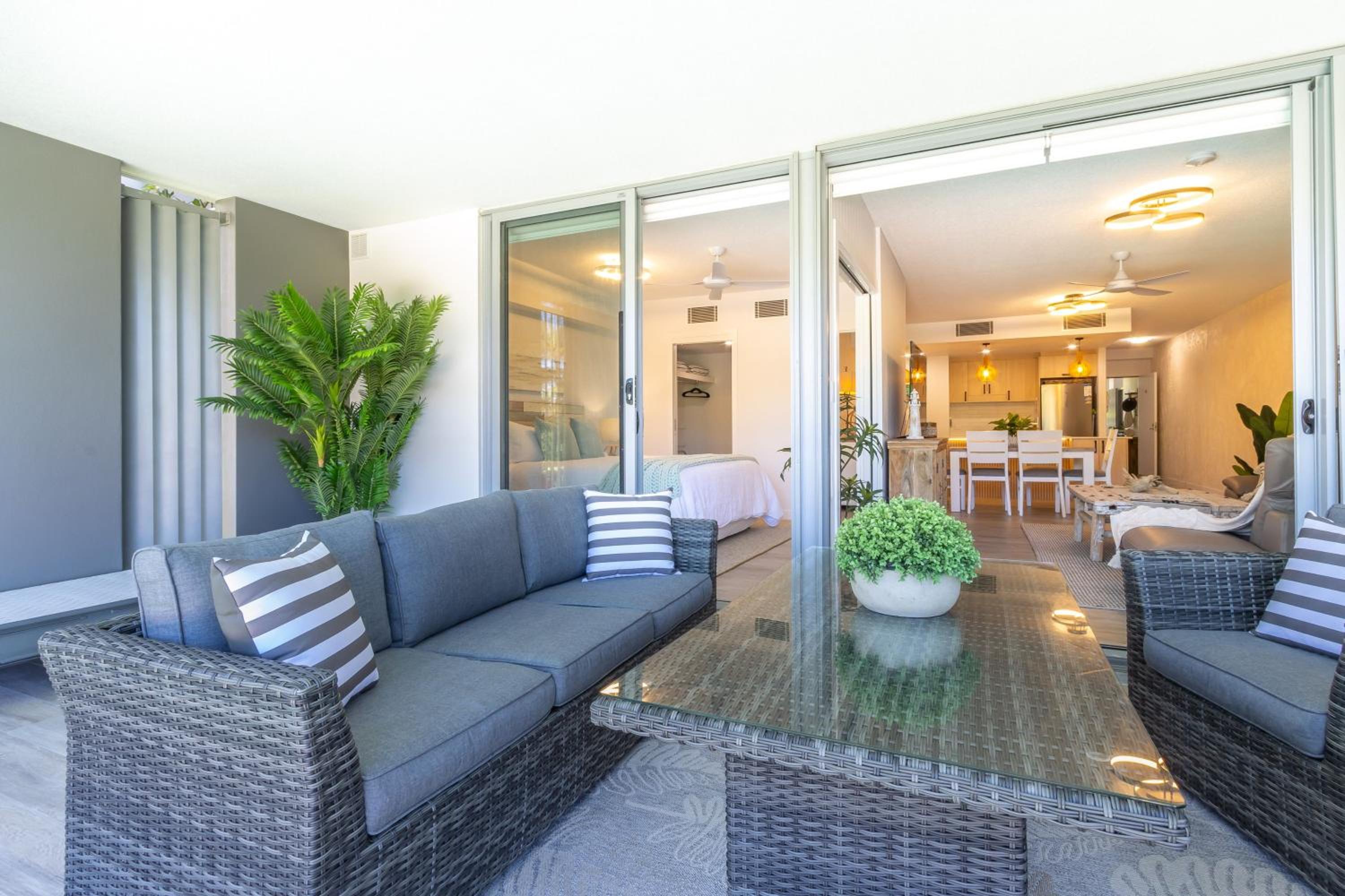 Drift North Beachfront Apartments - Private Apartments