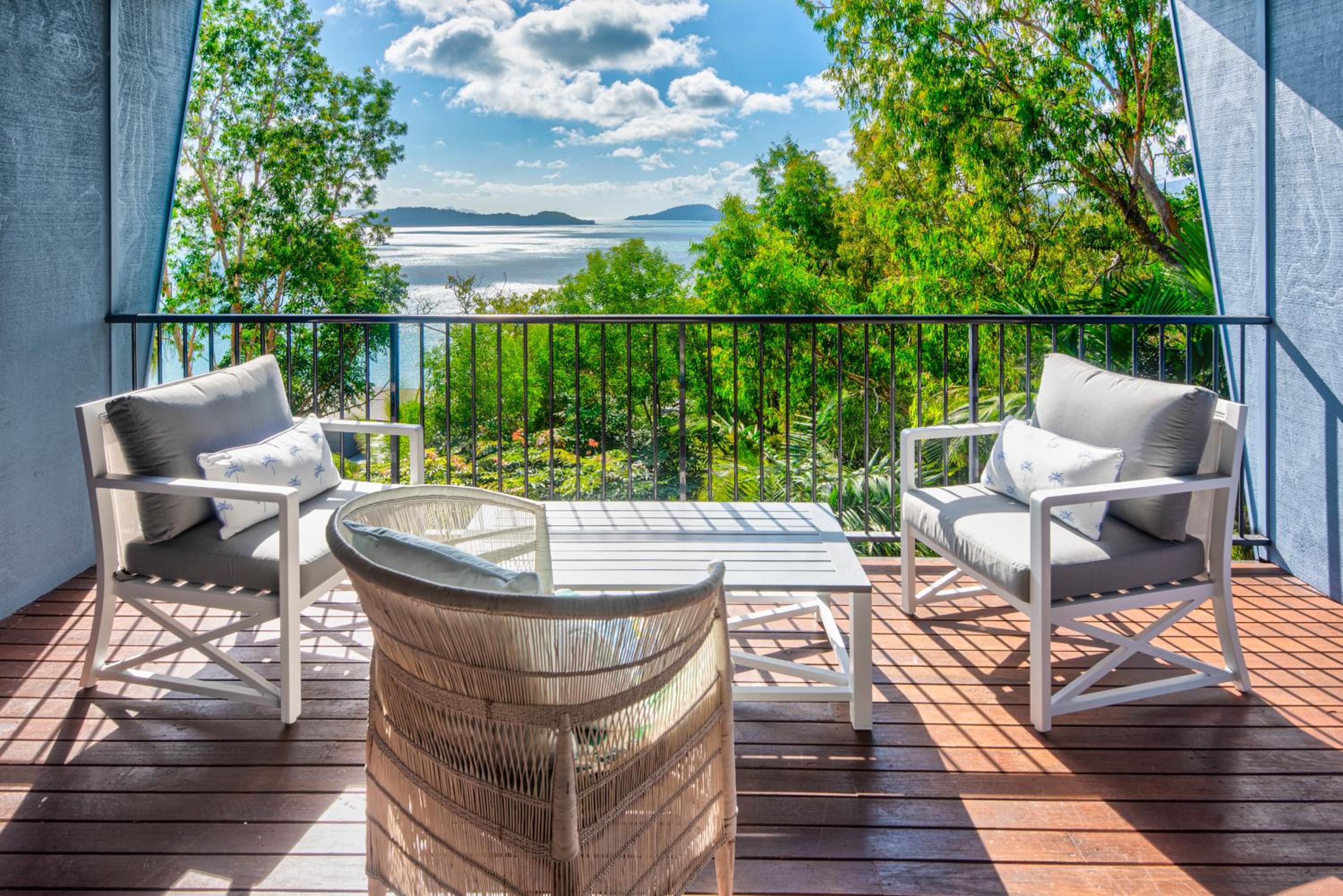 Panorama Apartments on Hamilton Island by HIHA