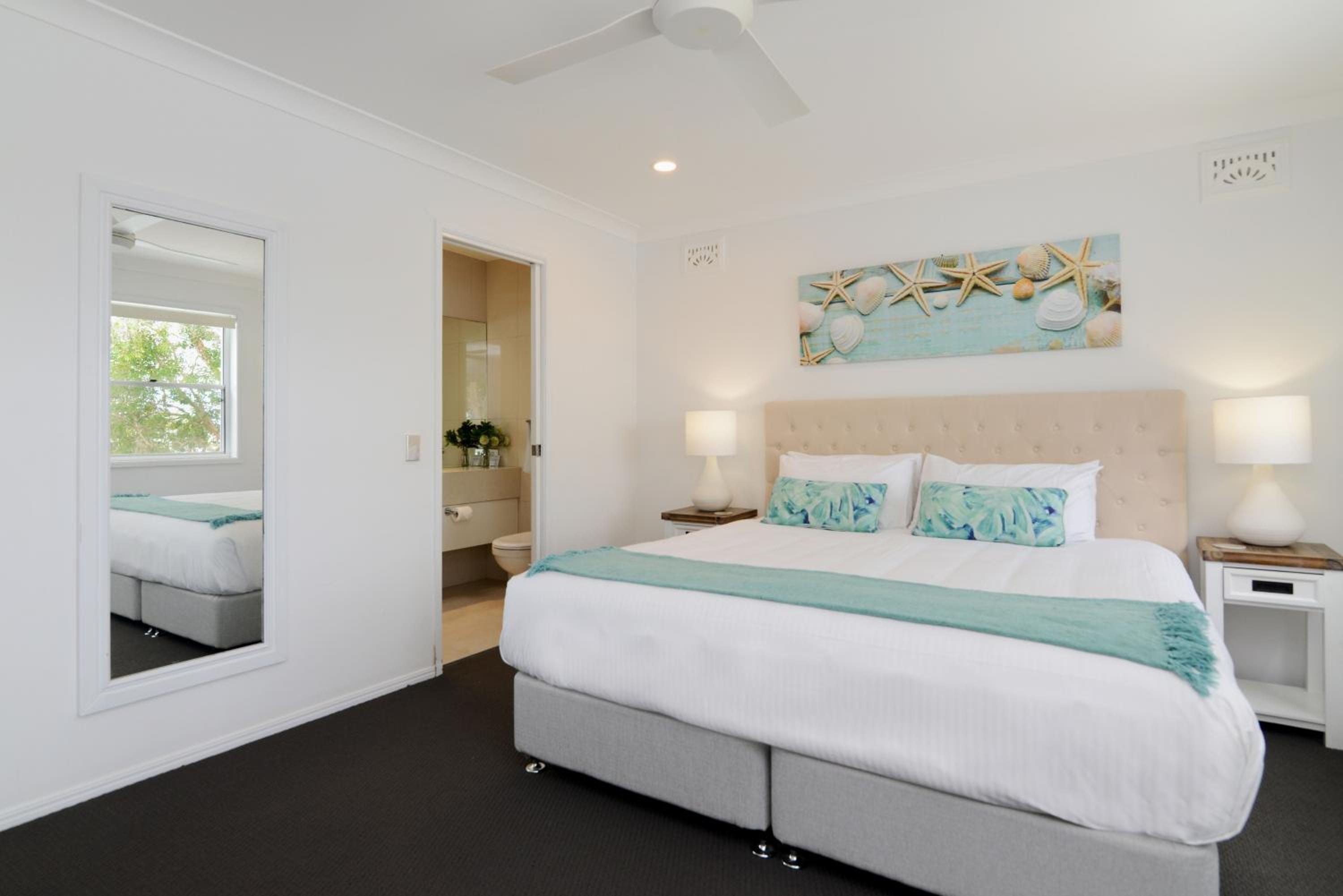 Noosa Entrance Waterfront Resort