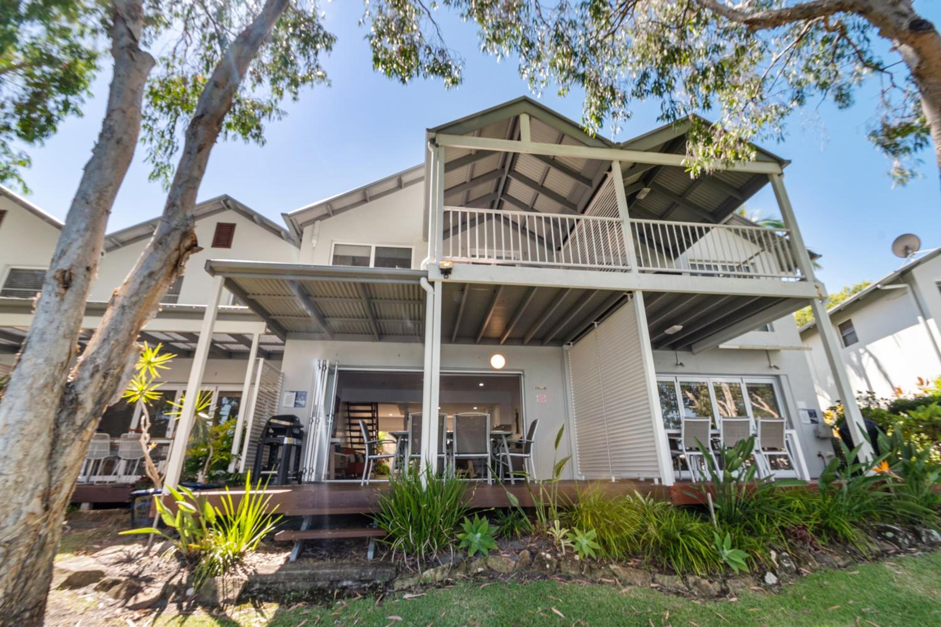 Noosa Entrance Waterfront Resort