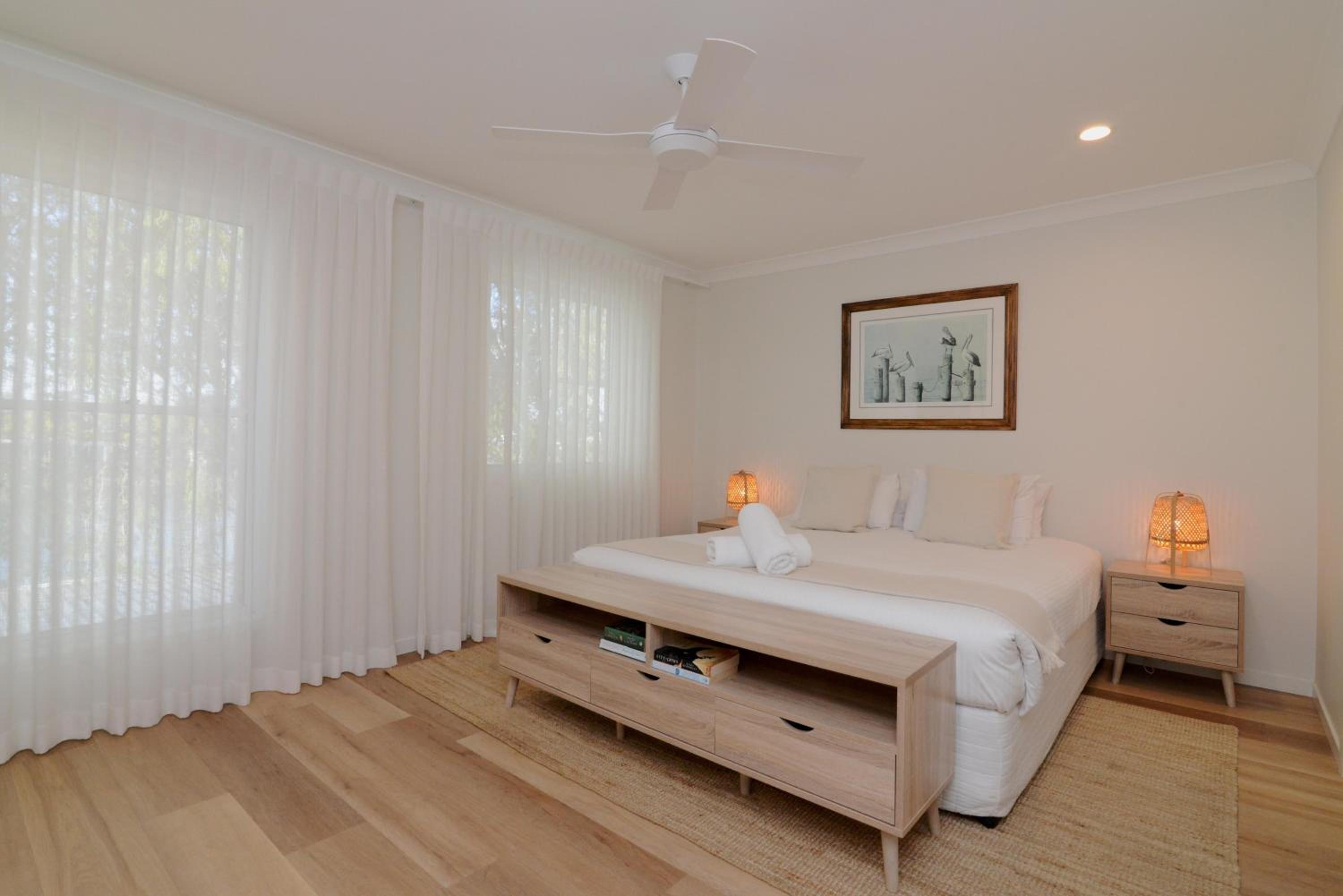 Noosa Entrance Waterfront Resort