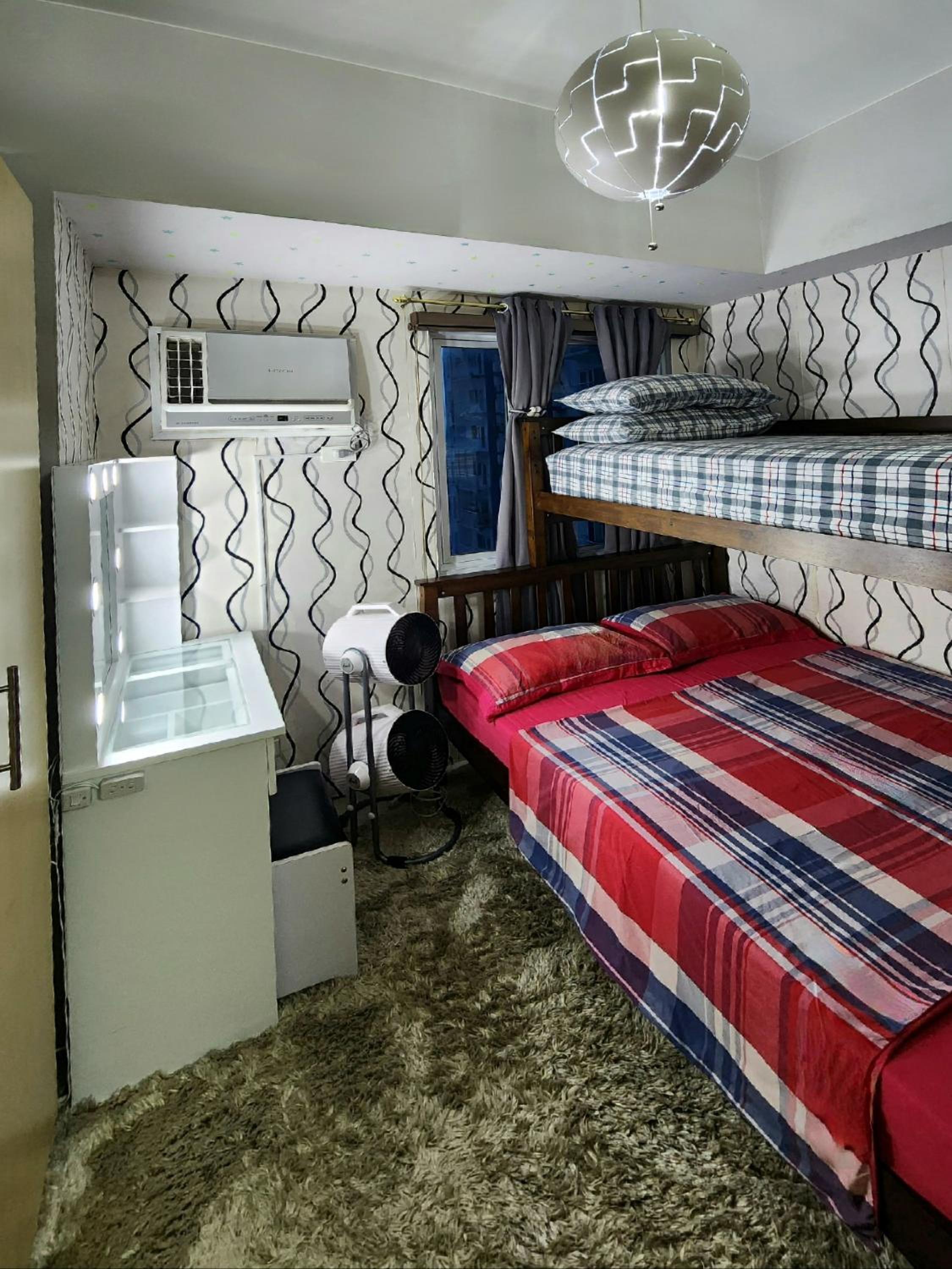 High-Tech Studio at Grass Residences -2 persons only, Quezon City view 5