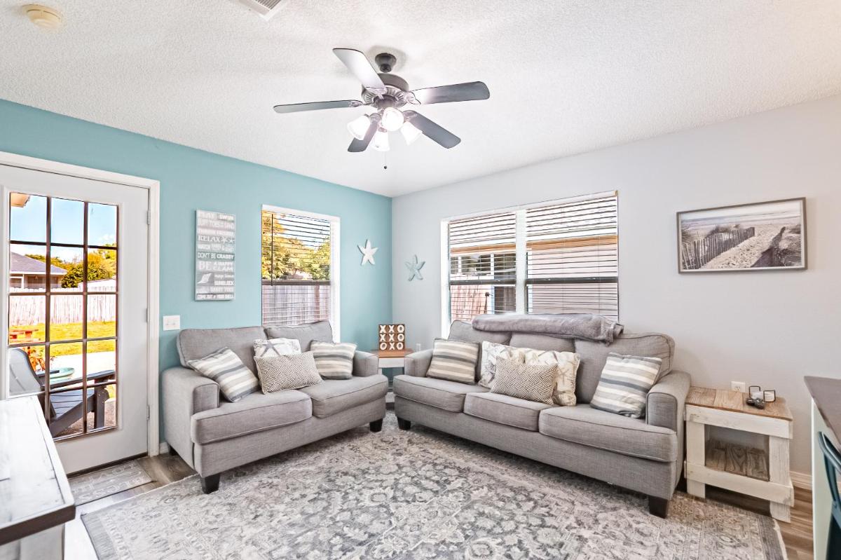 Surfside Cottage near Navarre Beach view 5