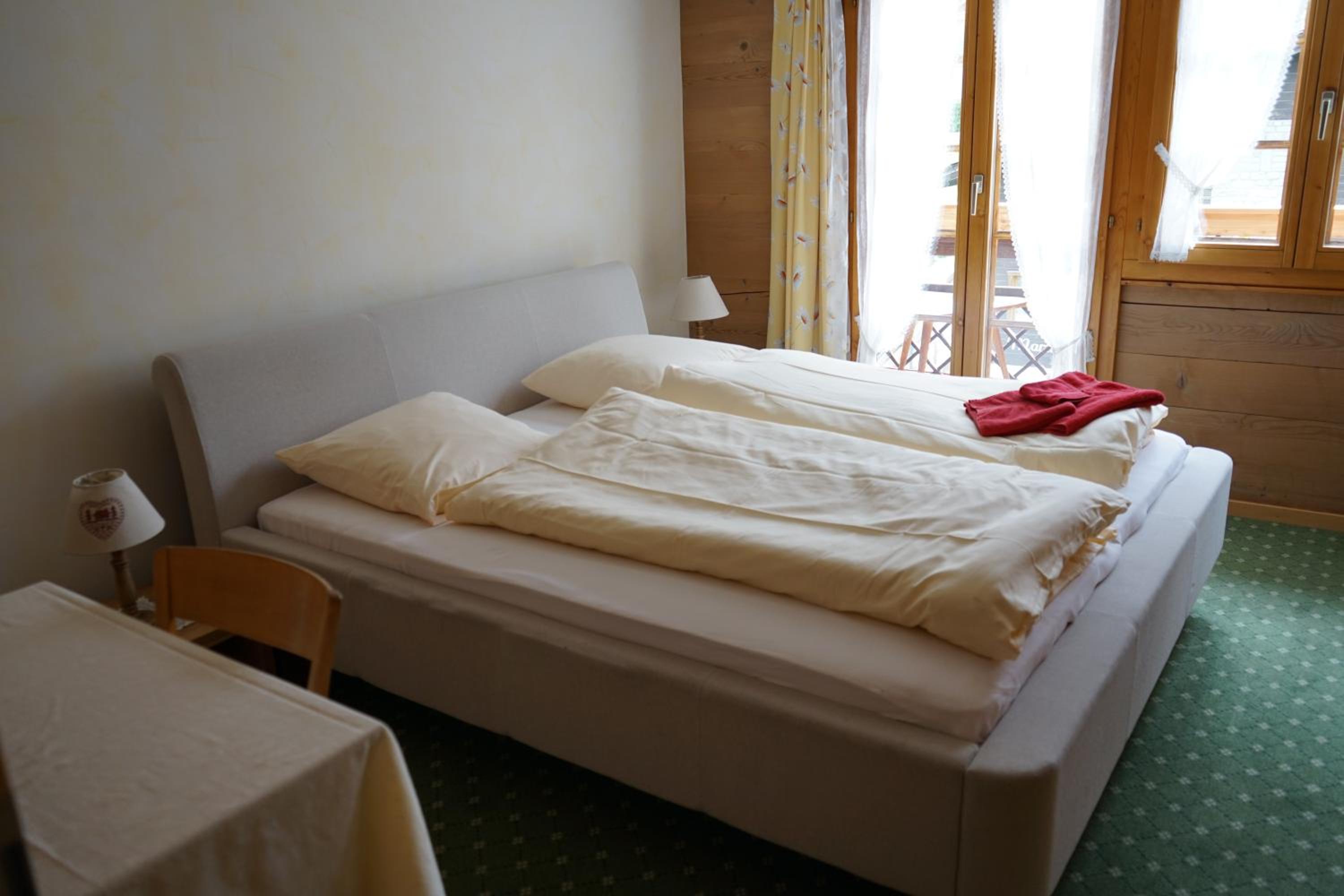 Photo 34