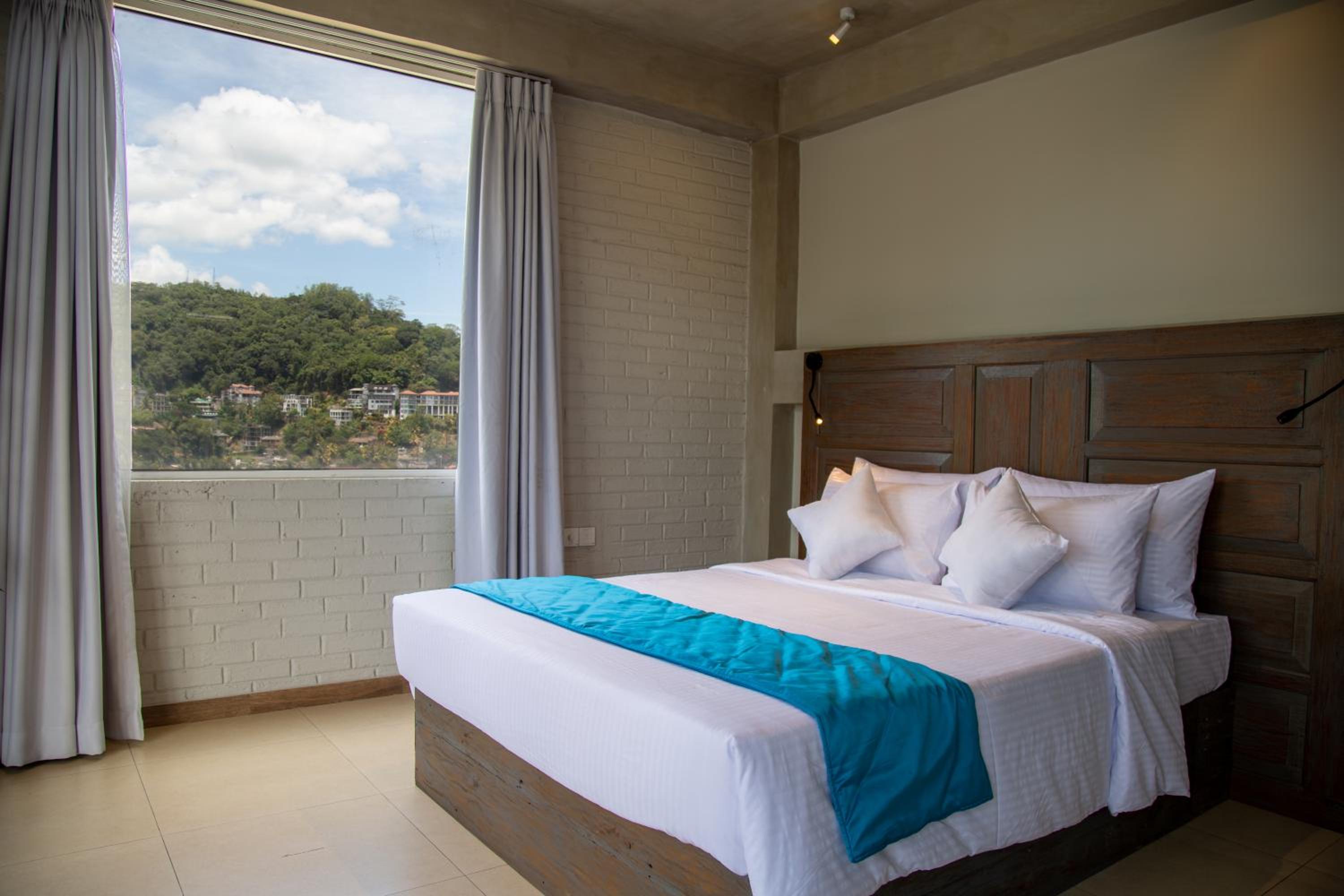 Kurumbunkz Kandy