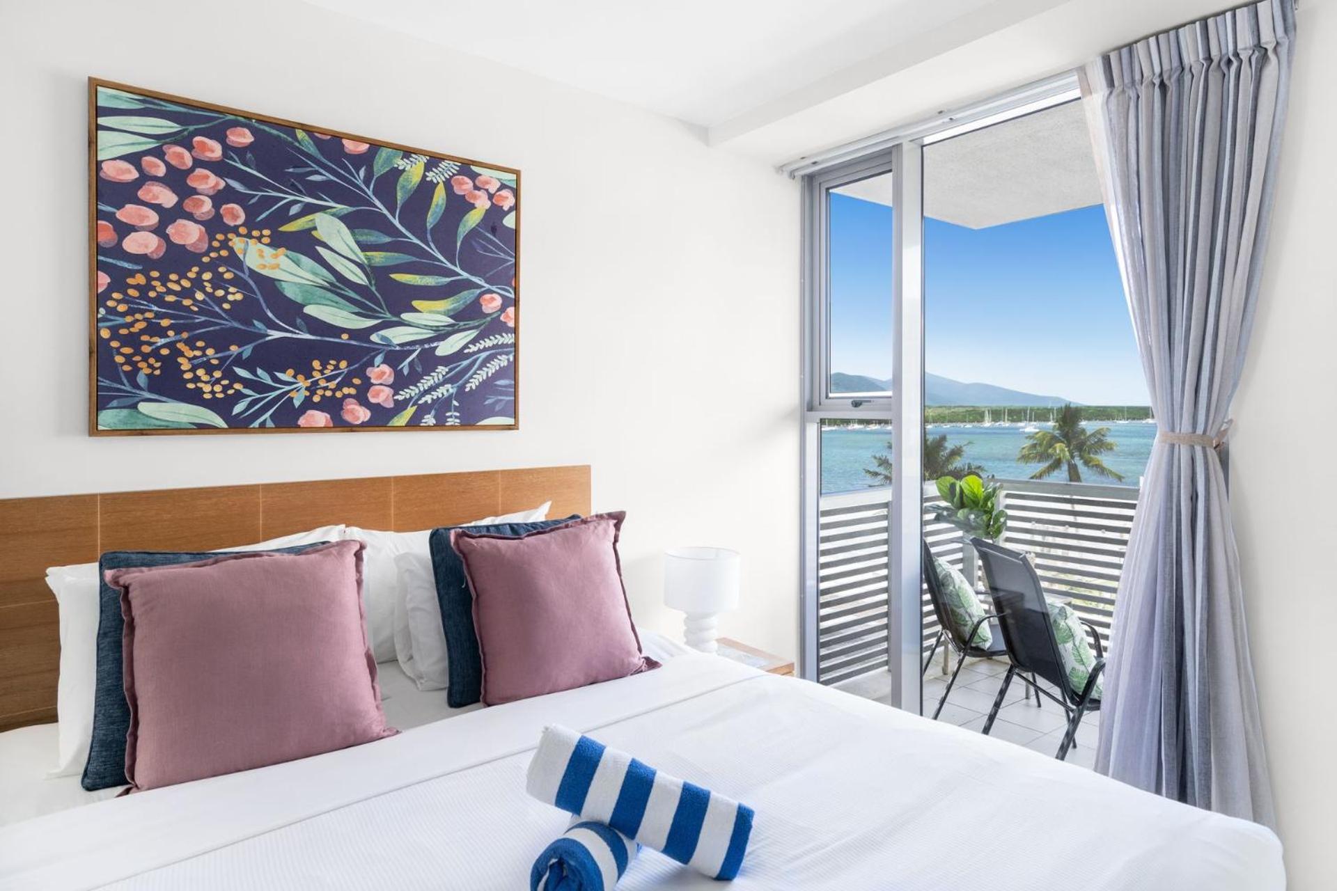 Belle Escapes Harbour Lights Waterfront Apartment 501-502