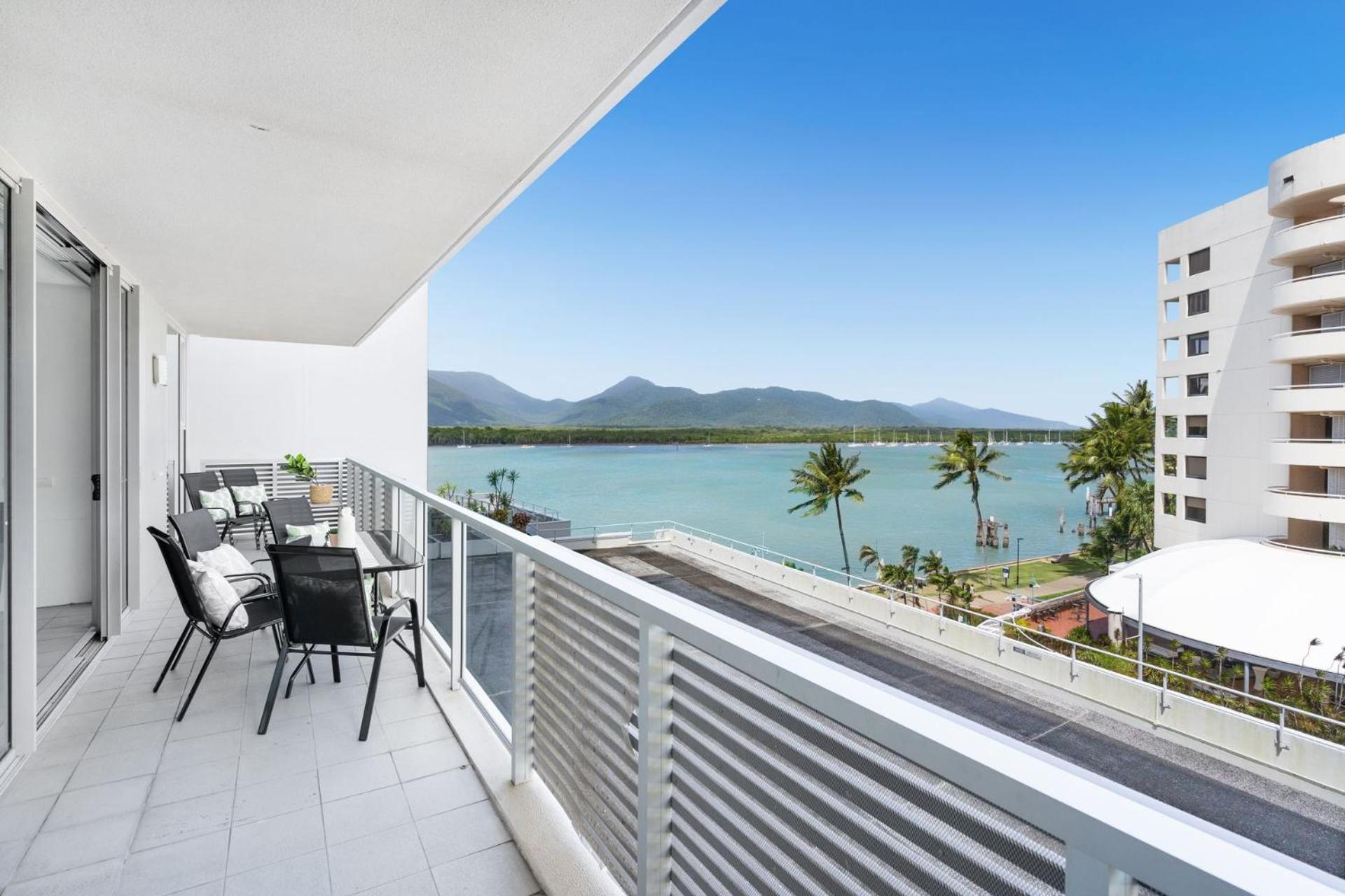 Belle Escapes Harbour Lights Waterfront Apartment 501-502
