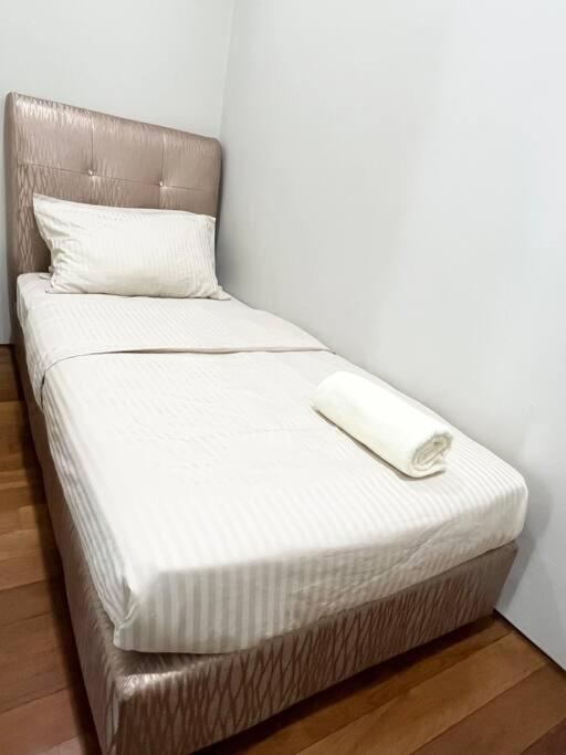 Soho Suites, Centrally Located at KL City Centre
