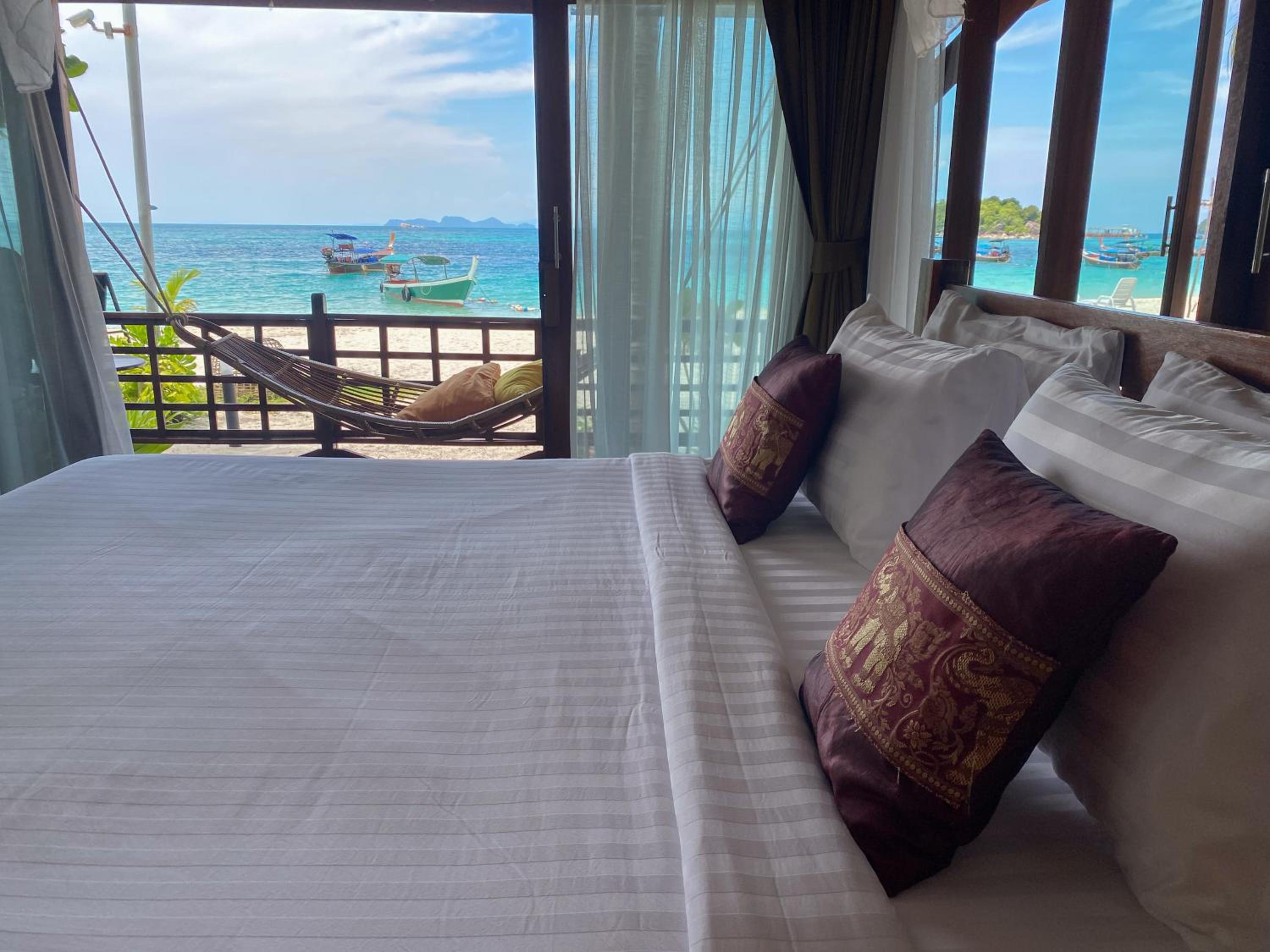 Lipe Beach Resort
