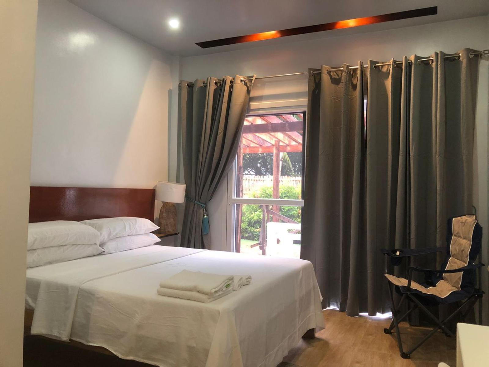 Melbas Whaleshark and Beach Resort view 3