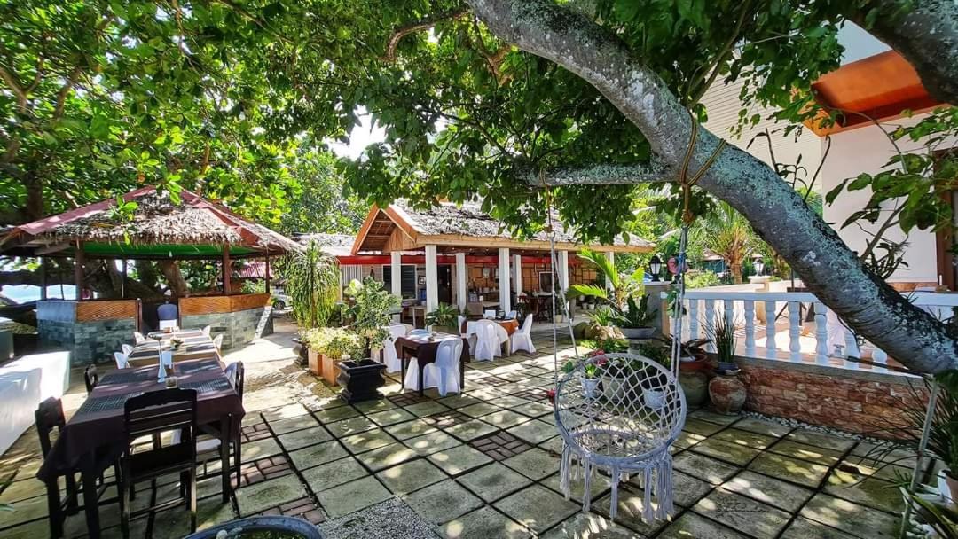 Melbas Whaleshark and Beach Resort view 5