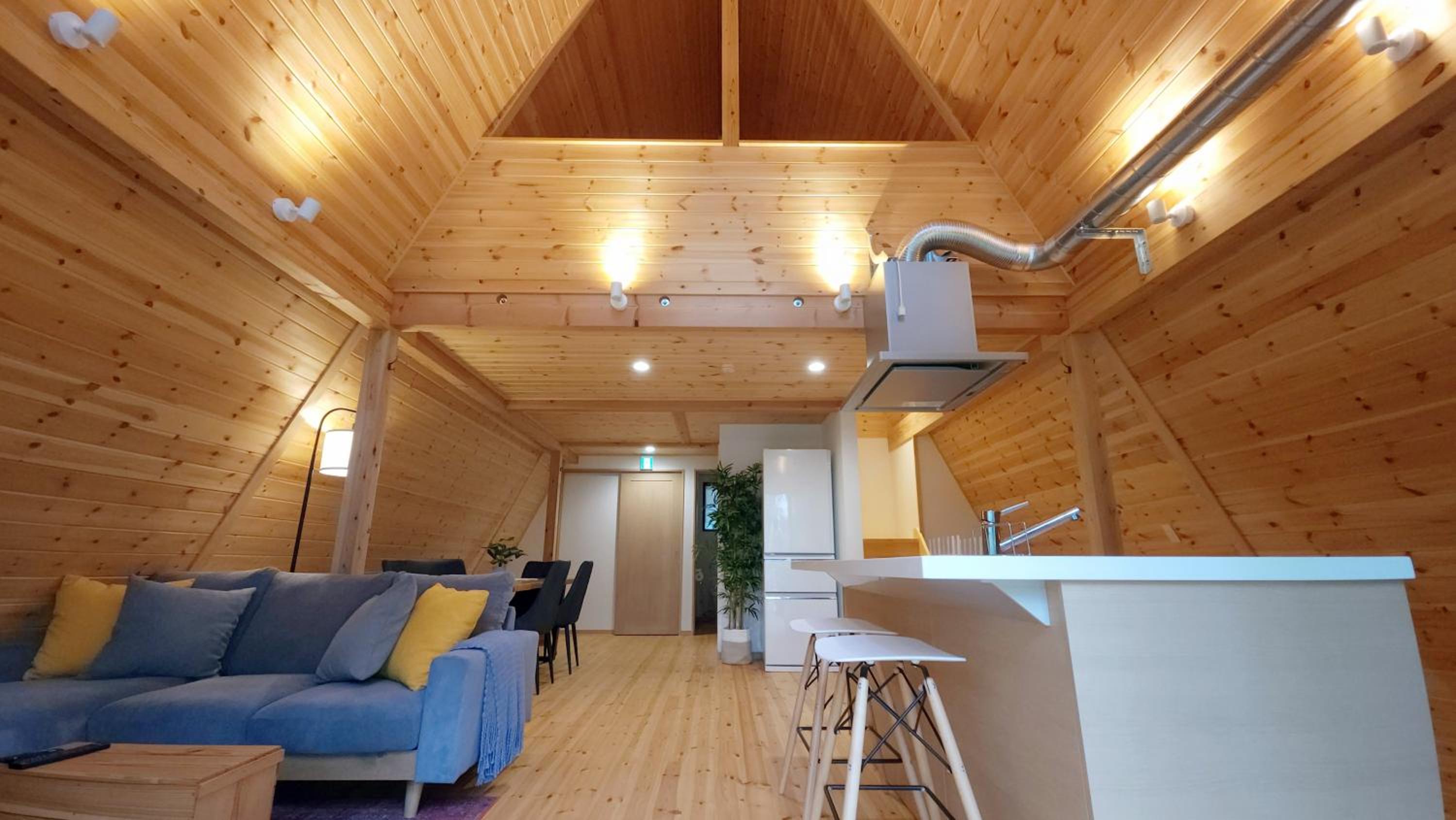 Kitagi Cabin view 3