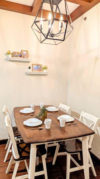 Cottonwood Country Apartment at Majesty 715 view 2