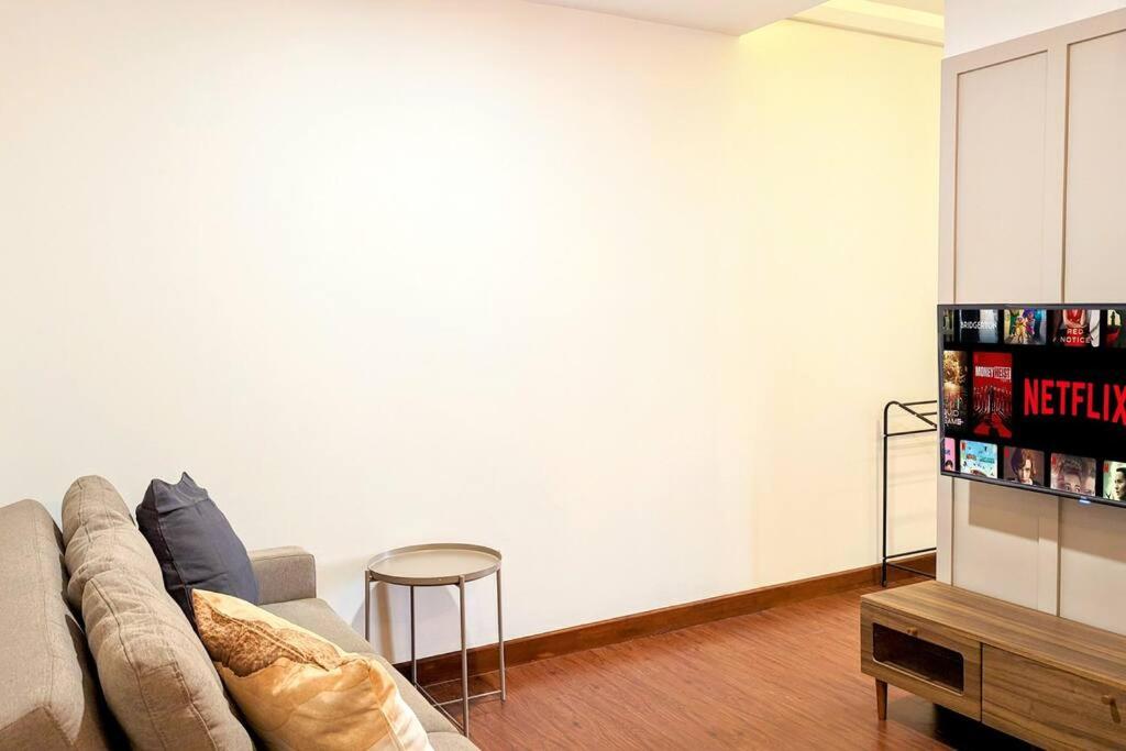 Cottonwood Country Apartment at Majesty 715 view 3