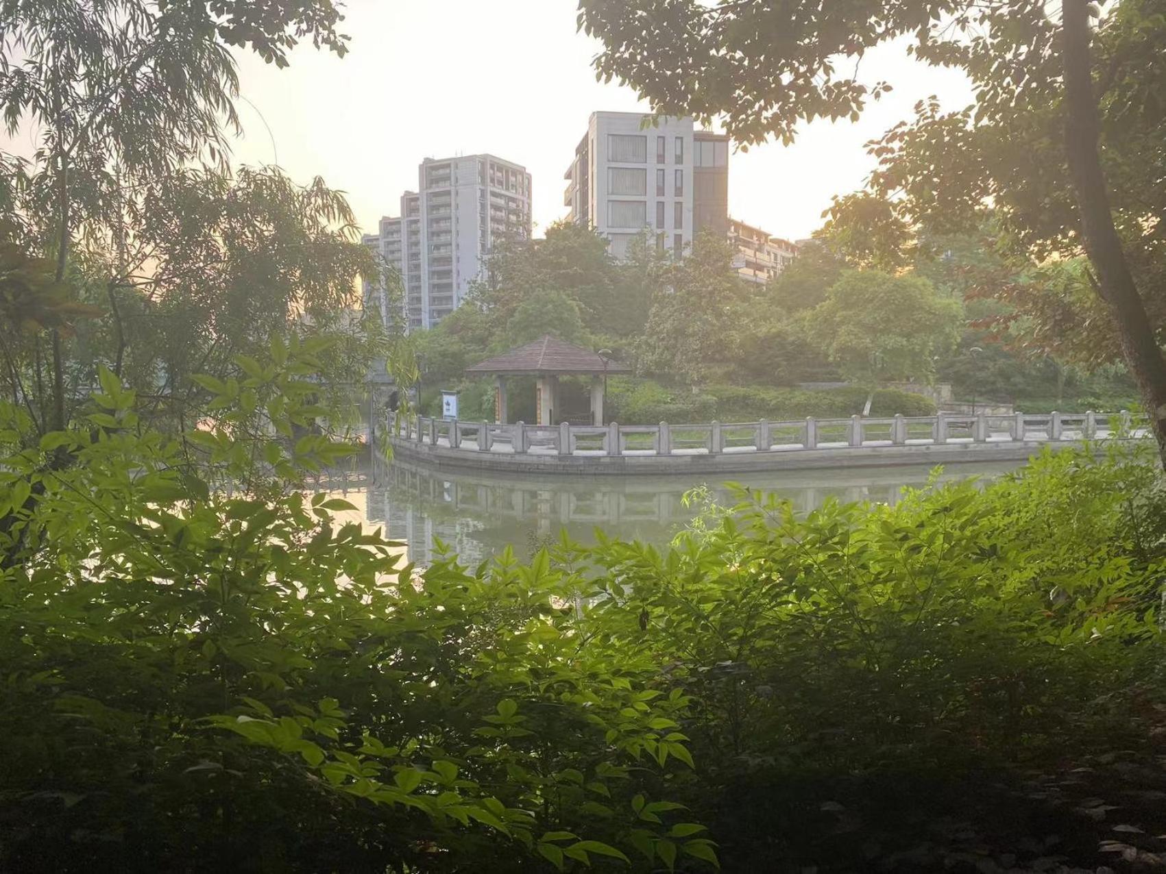 Chengdong Yishu Inn Youth Hostel