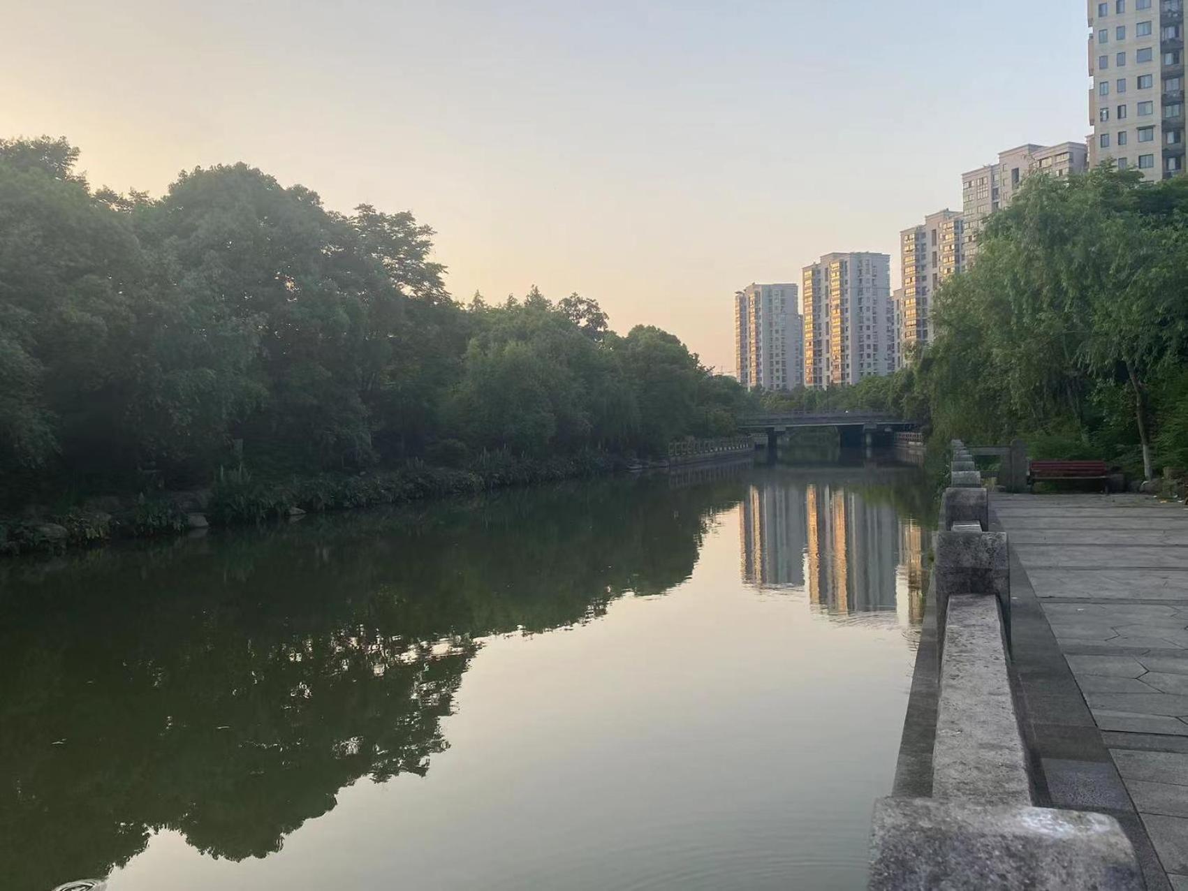 Chengdong Yishu Inn Youth Hostel