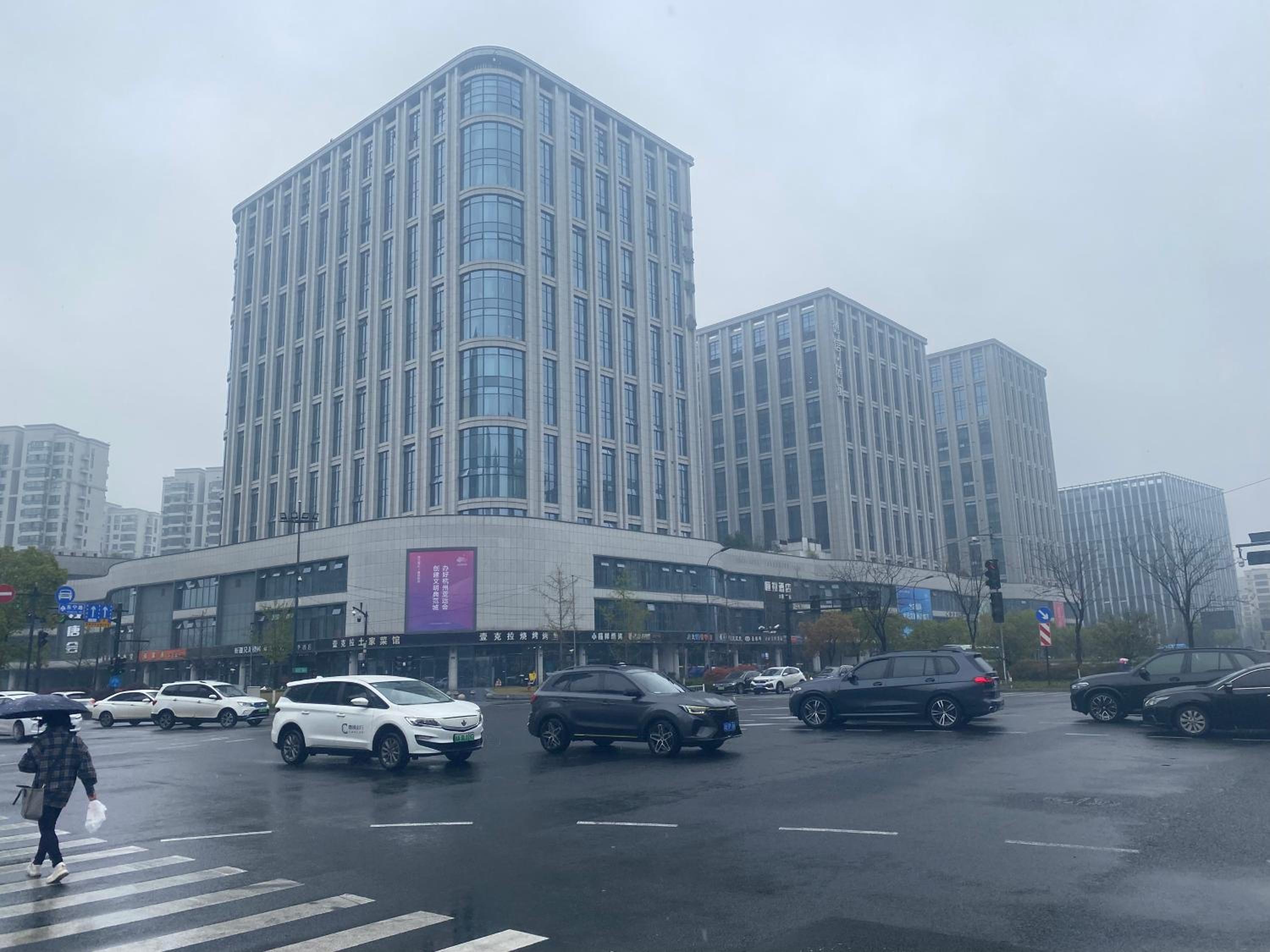 Chengdong Yishu Inn Youth Hostel