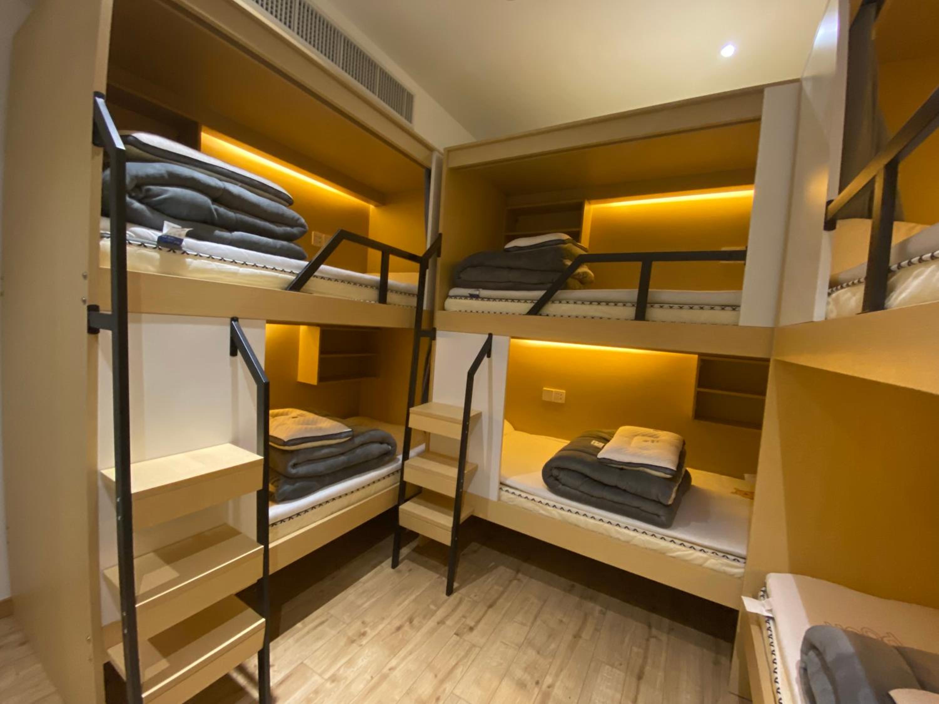 Chengdong Yishu Inn Youth Hostel