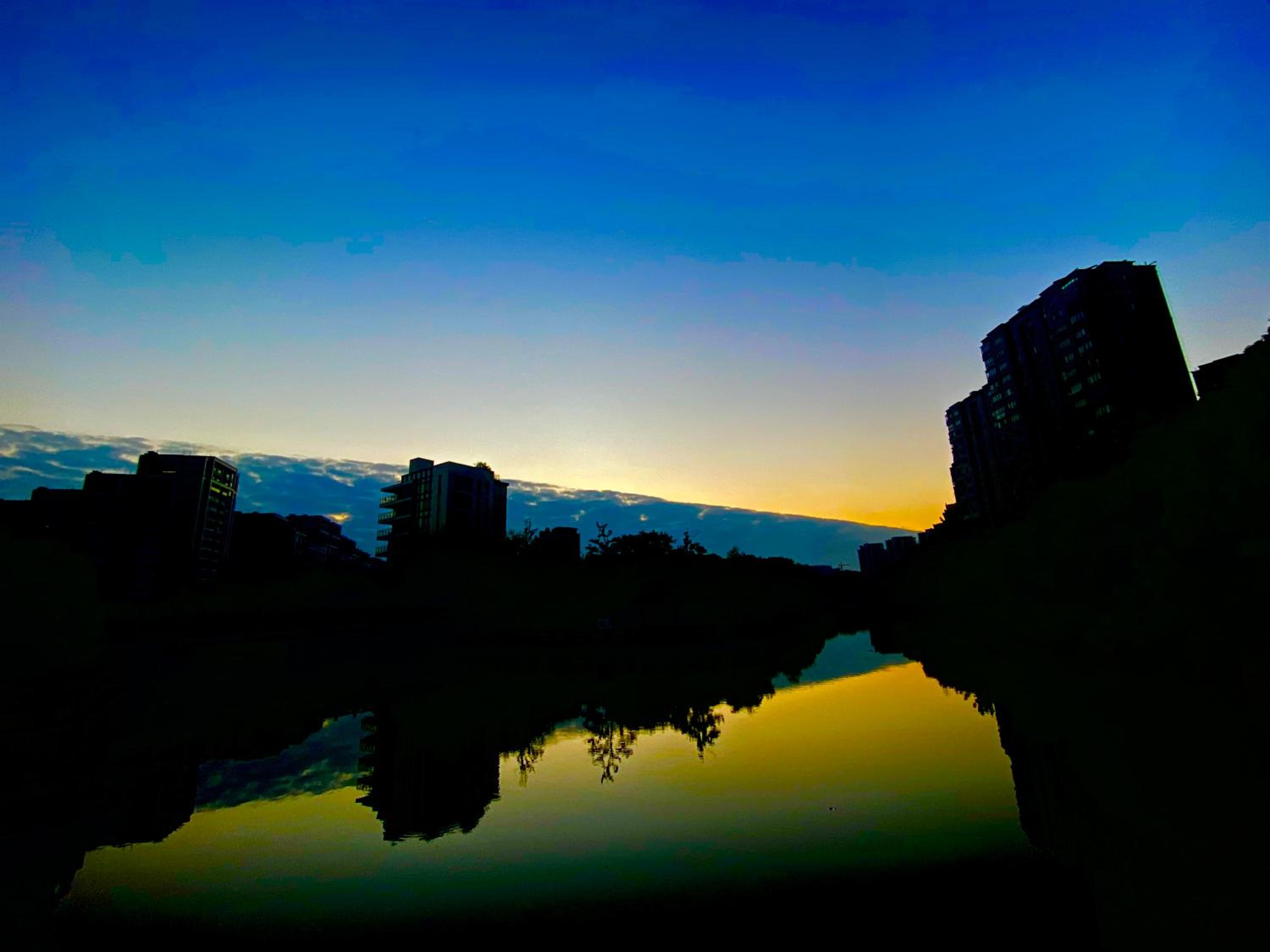 Chengdong Yishu Inn Youth Hostel