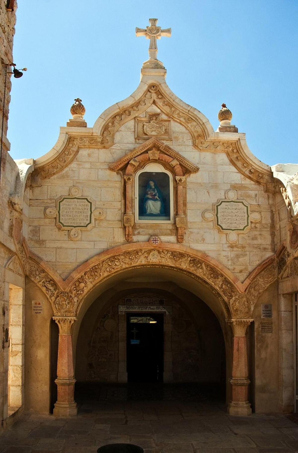 Photo 12
