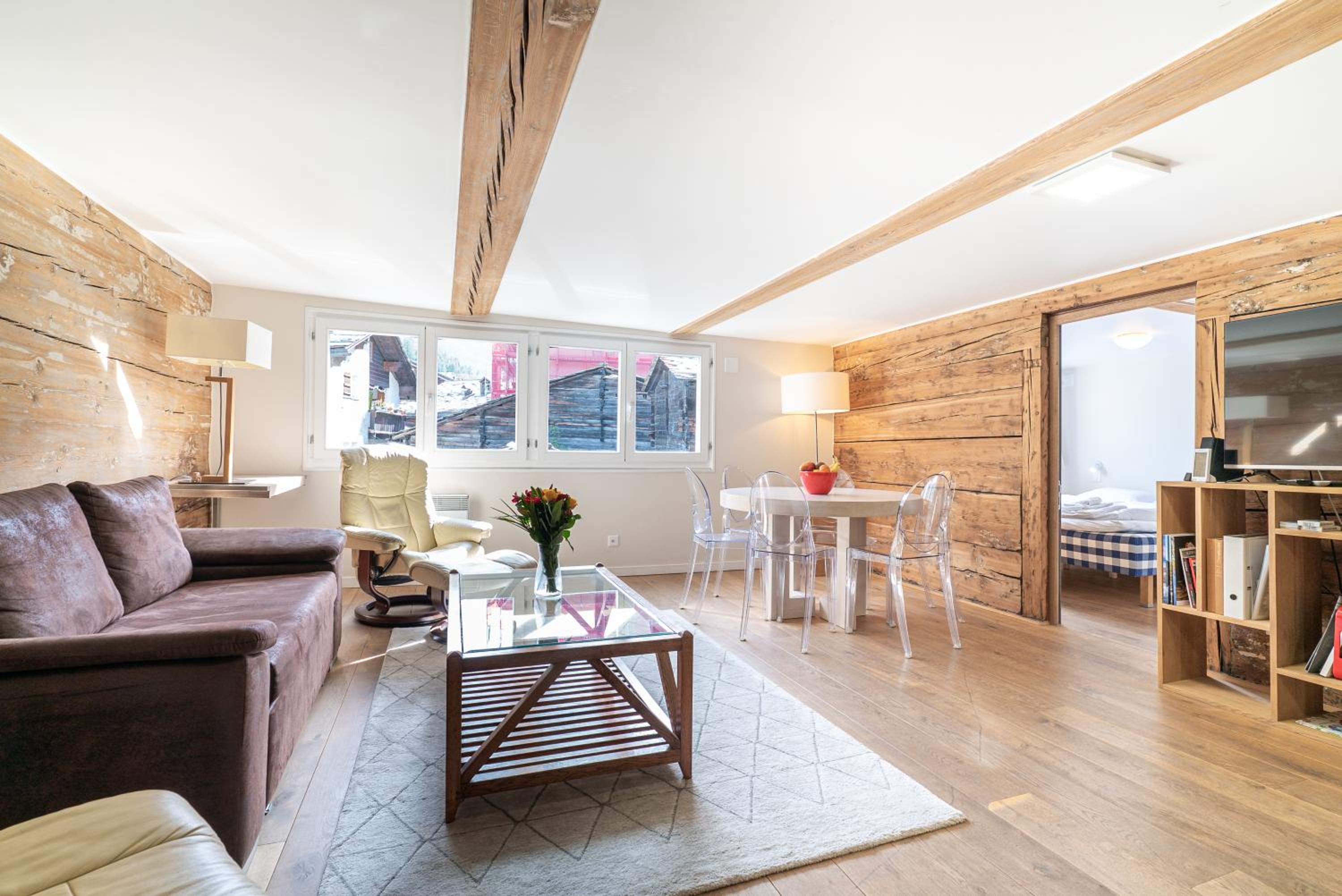 Haus Kirchplatz 4 by Zermatt Premium Apartments