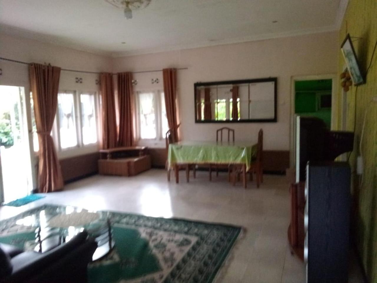 VILLA SENANG HATI view 2