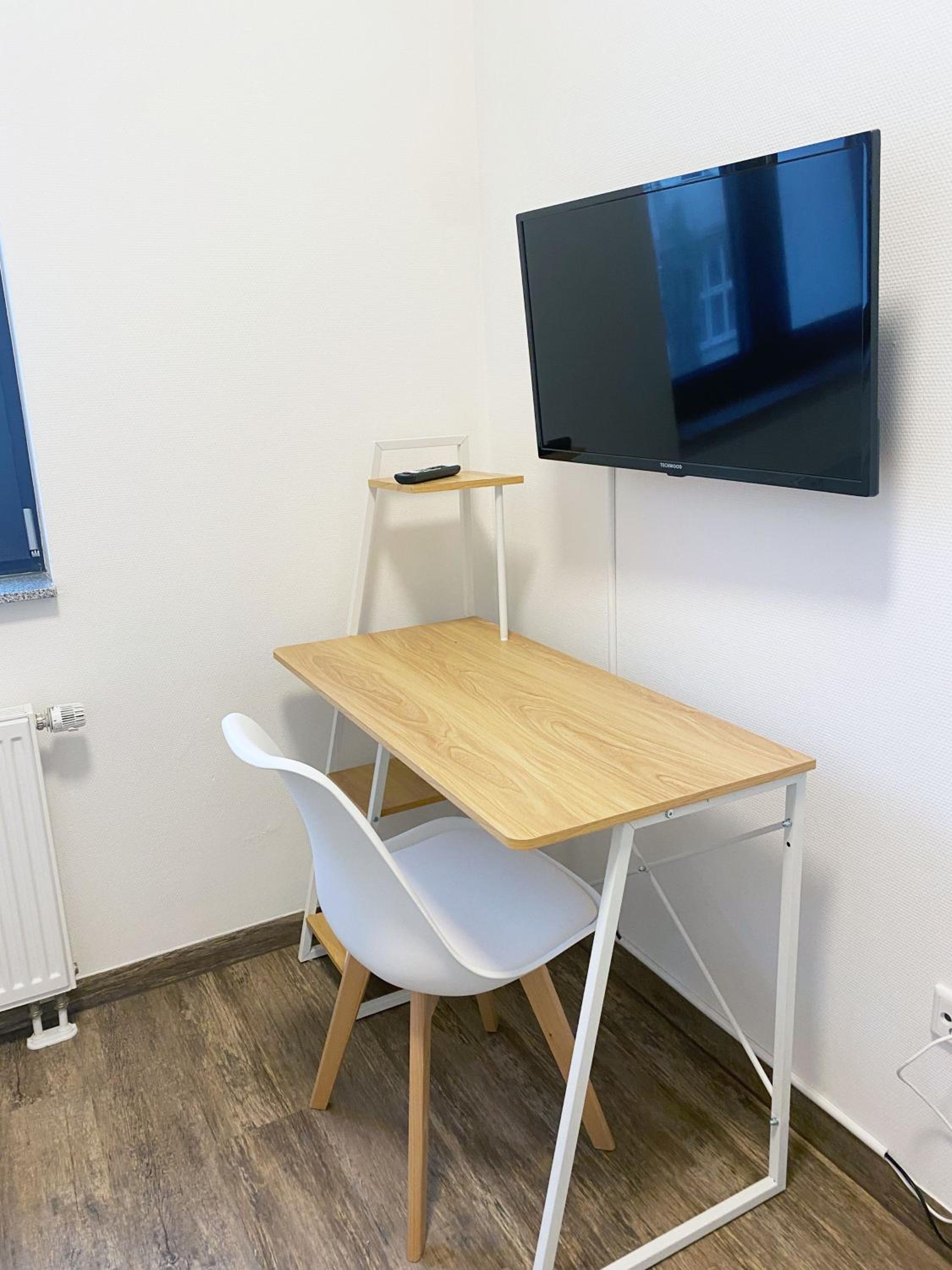BIELEFELD CITY APARTMENTS - komfortable Einzelzimmer und Doppelzimmer - moderne Badezimmer, schnelles WLAN, Self-Check-In