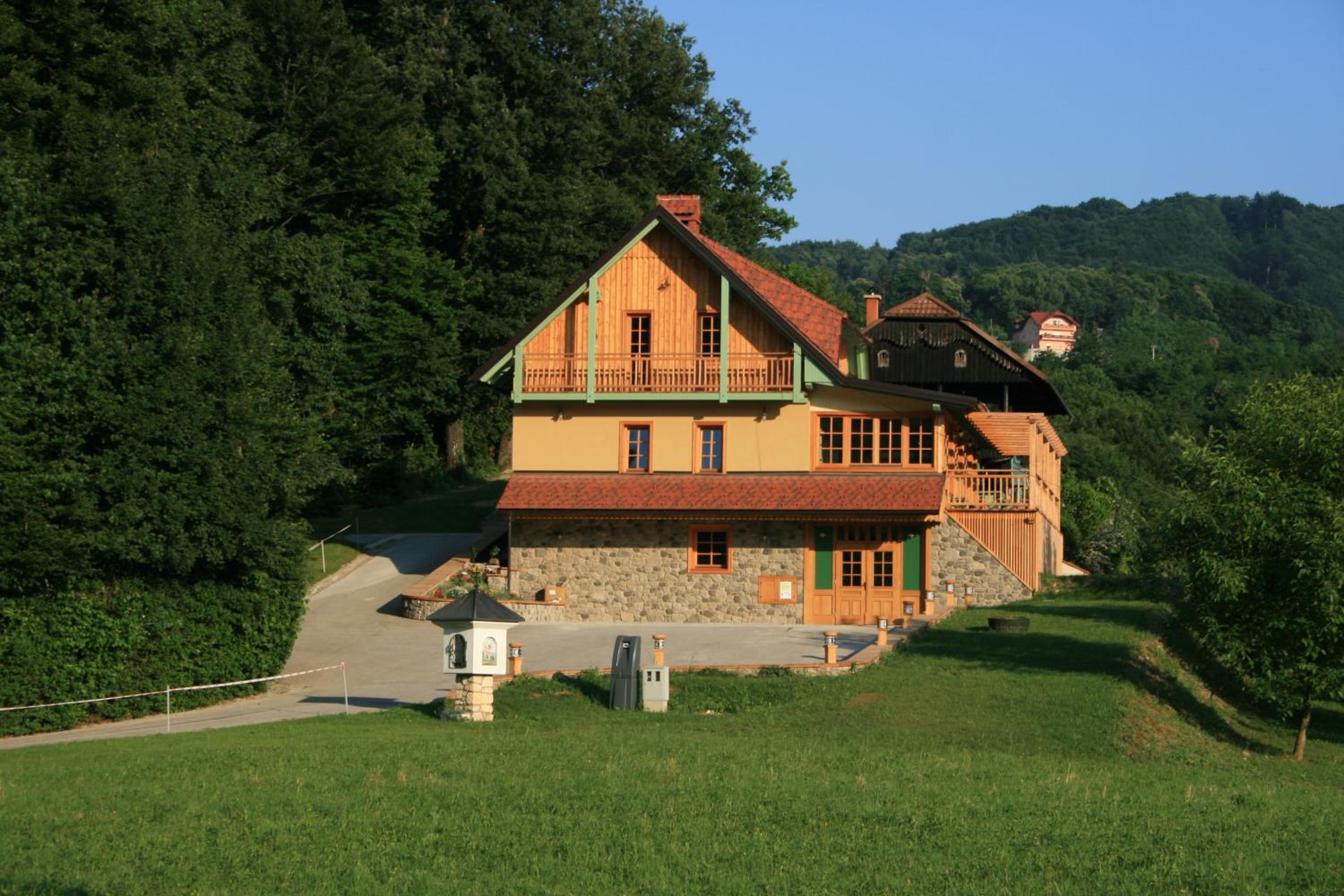 Photo 15