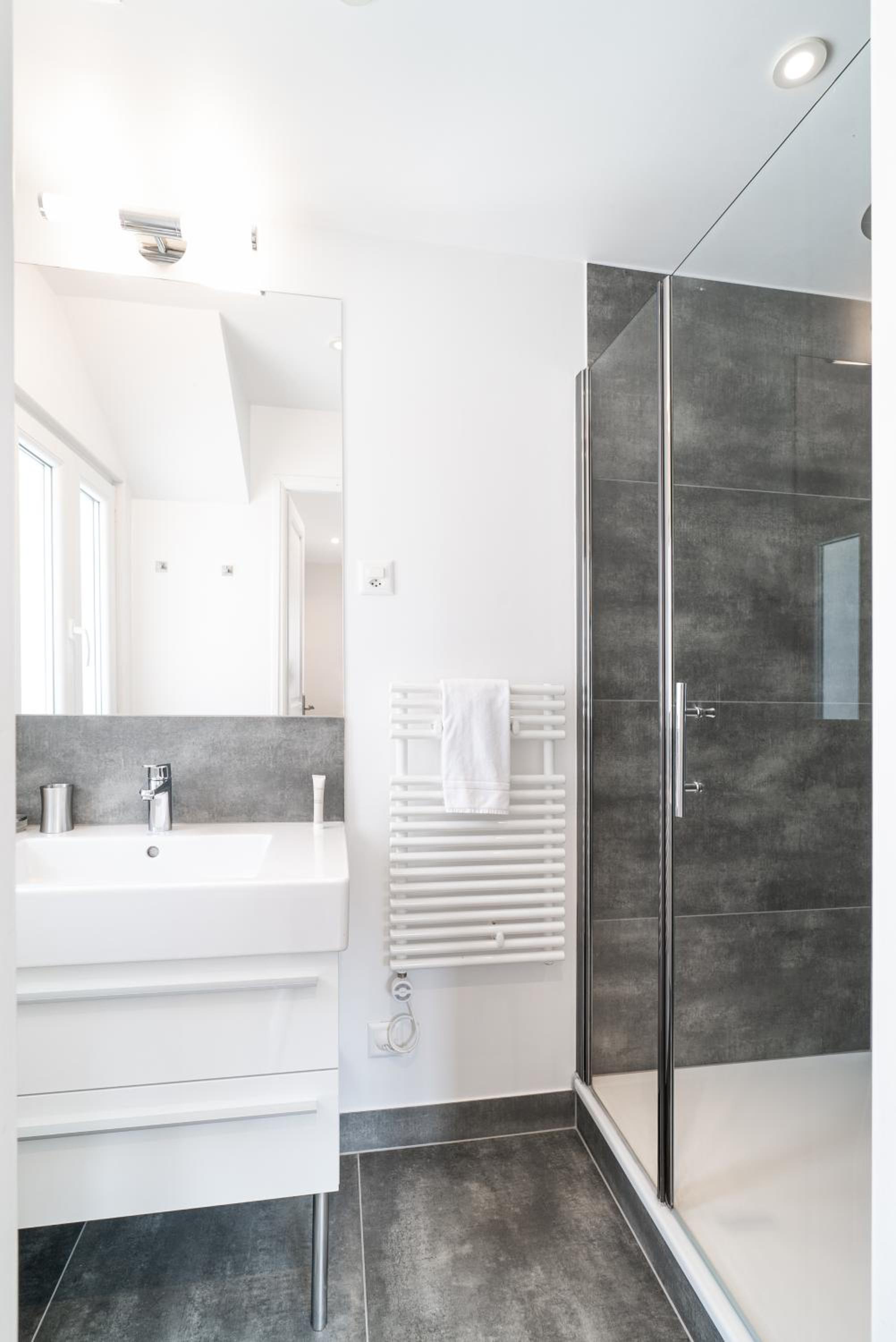 Haus Kirchplatz 4 by Zermatt Premium Apartments