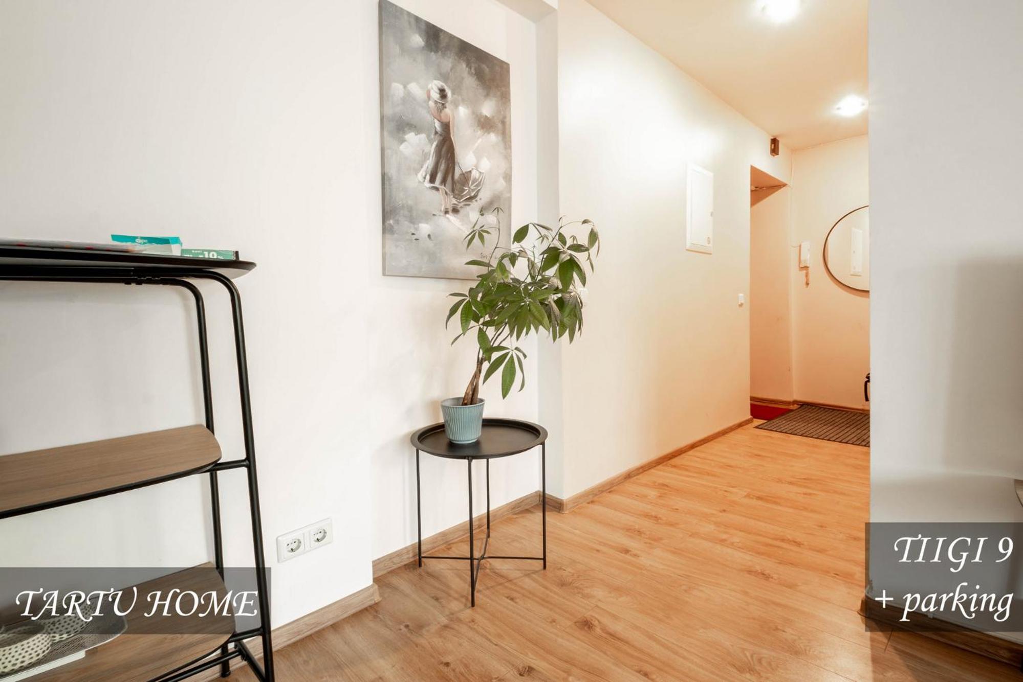 Tiigi str flats beside Old Town, parking Tartu Home