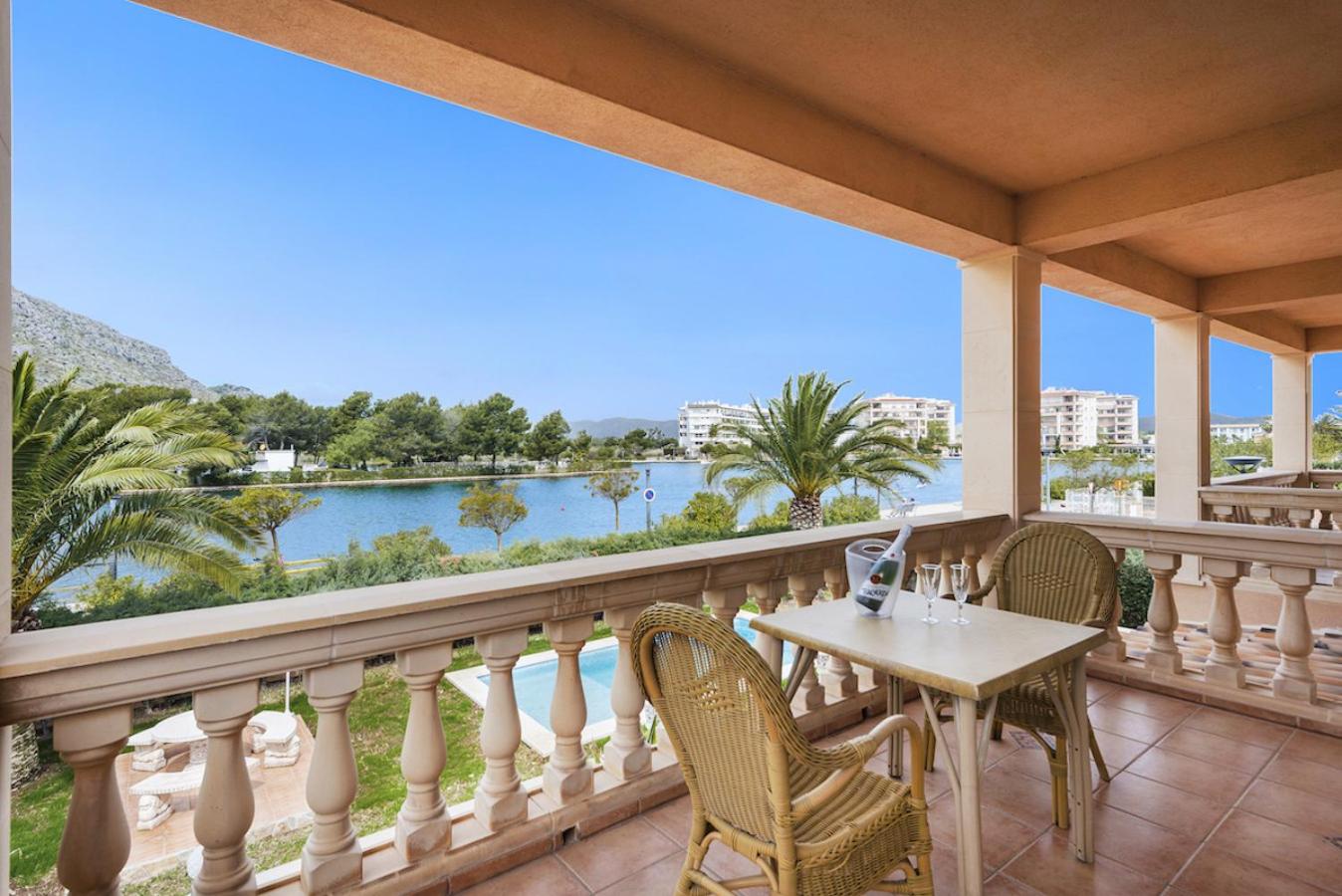 Villa Lago