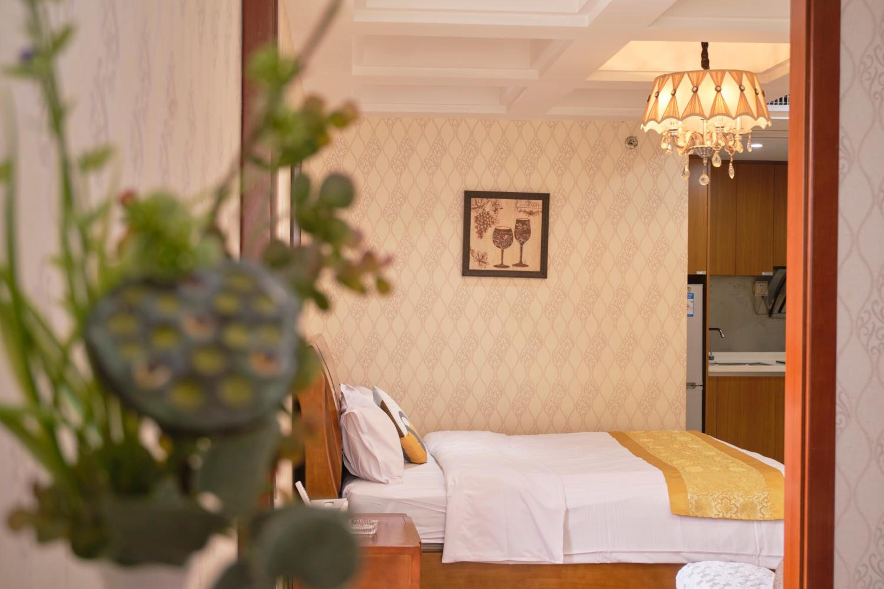 Guangzhou Uhome Service Apartment