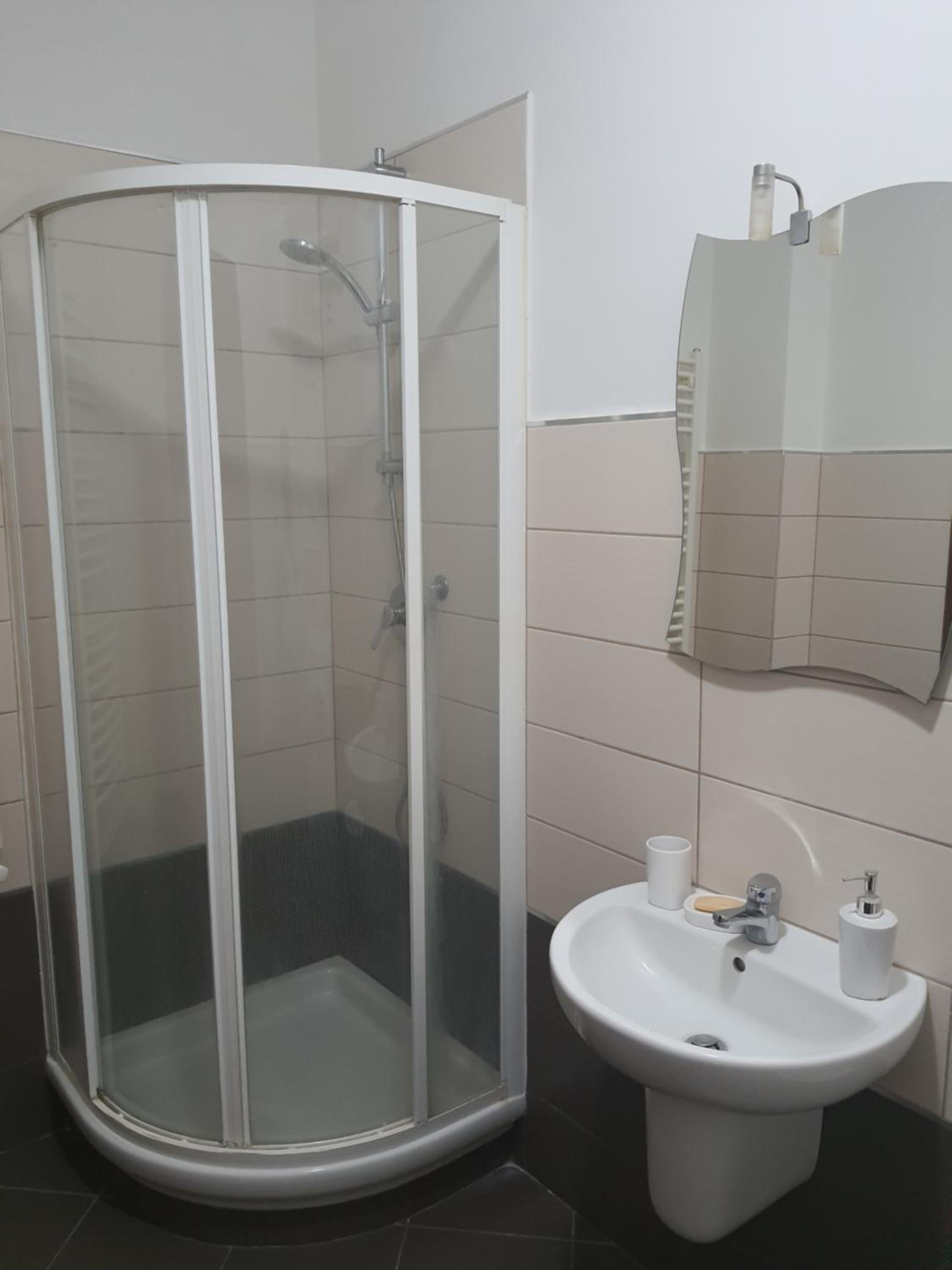 Casa Sofì en Zagarolo — bathroom