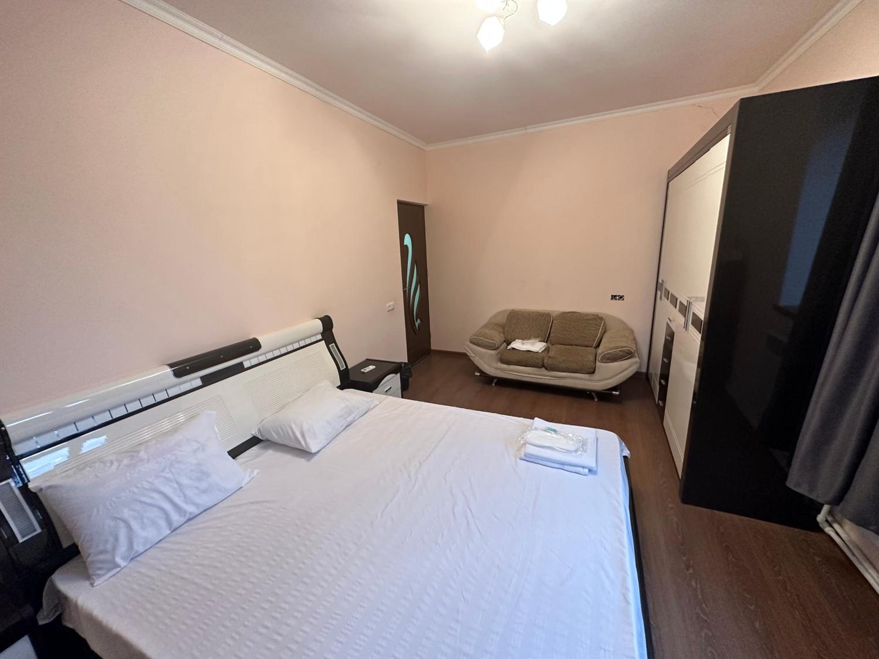 FAVORIT HOTEL-HOSTEL