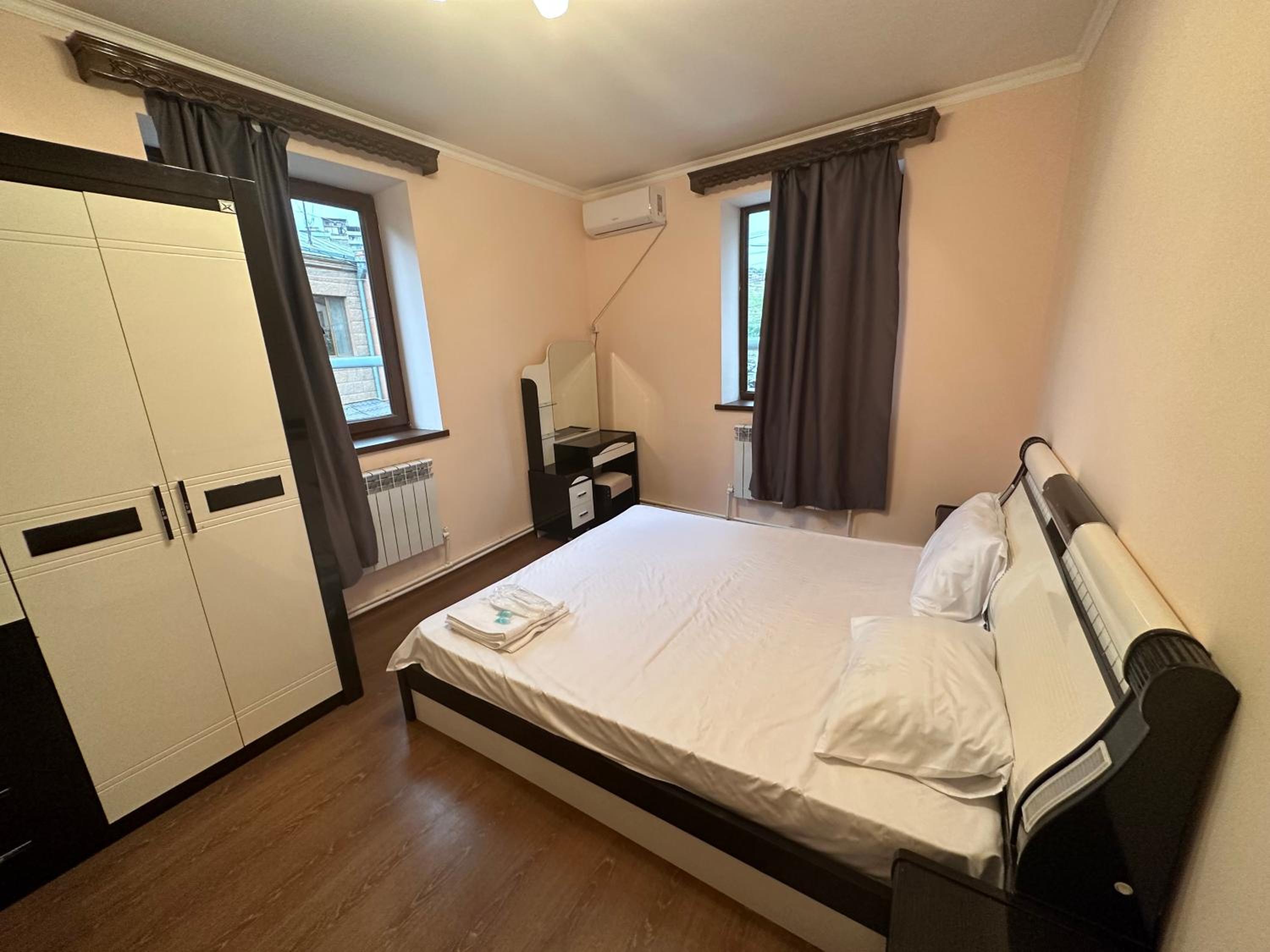 FAVORIT HOTEL-HOSTEL