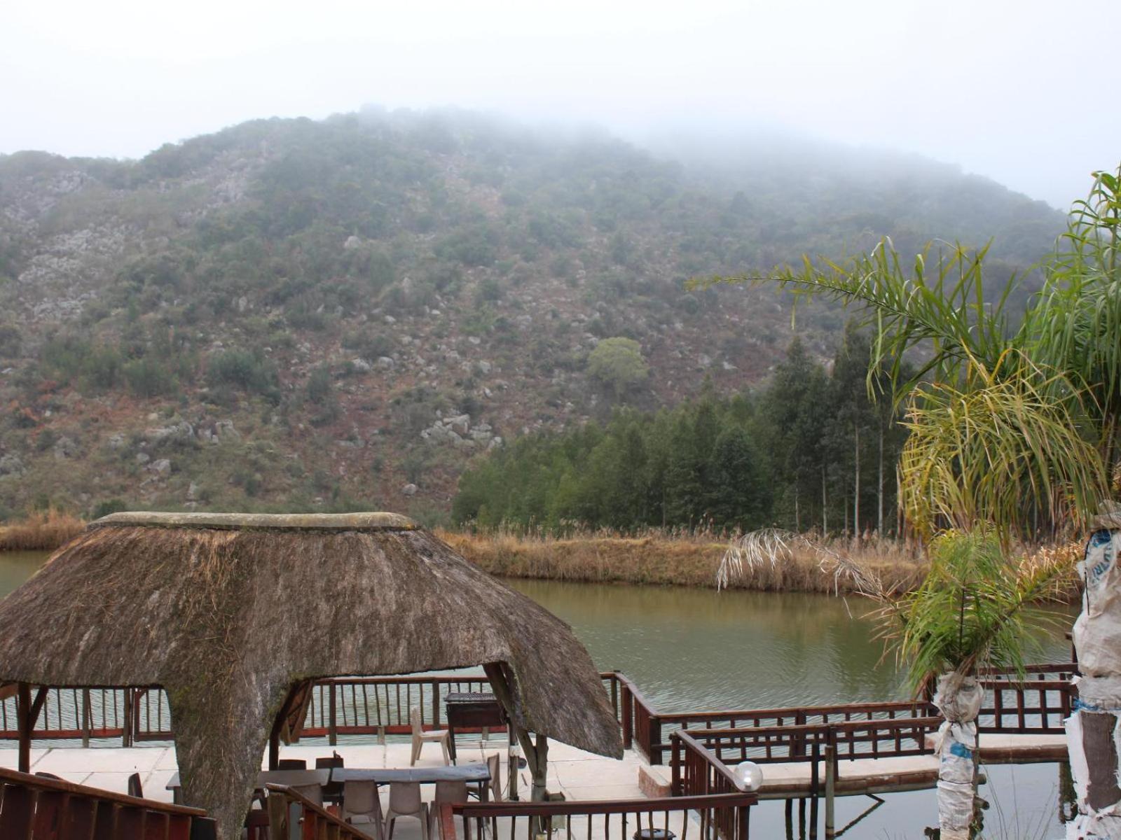 Emahlathini Guest Farm