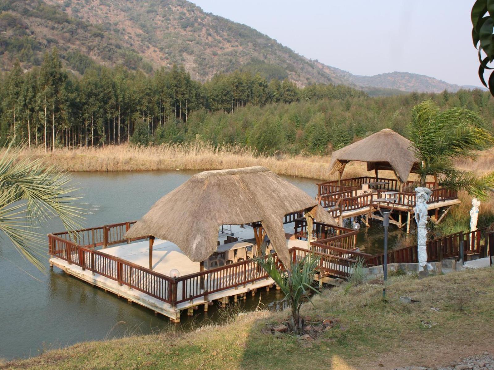 Emahlathini Guest Farm