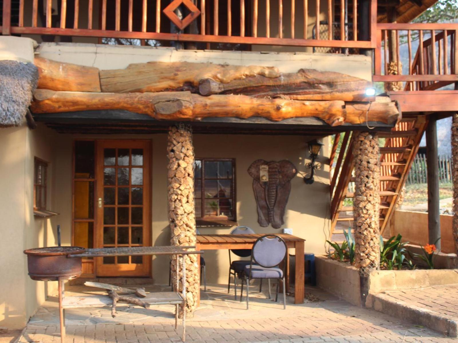 Emahlathini Guest Farm
