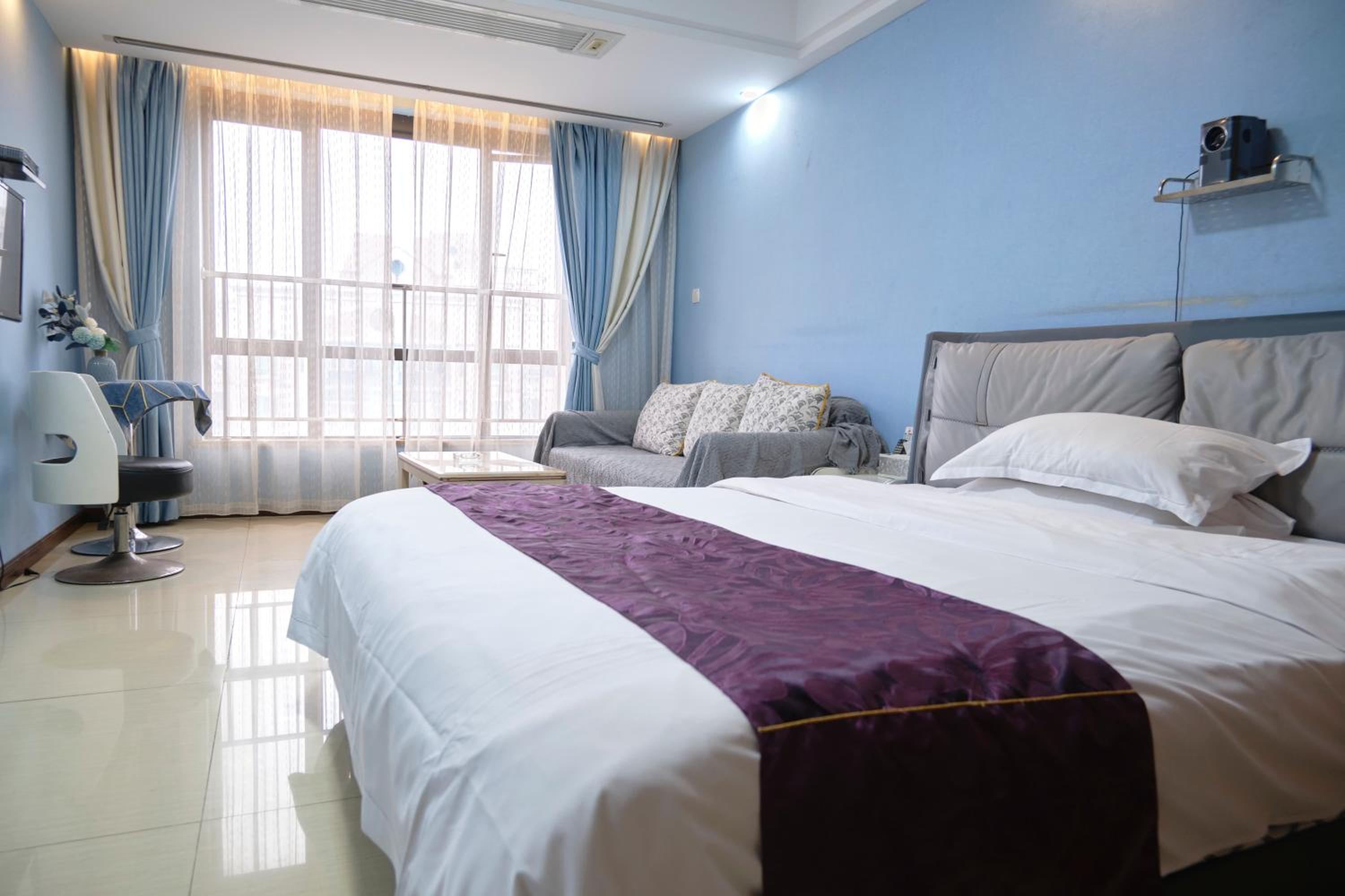 Guangzhou Uhome Service Apartment