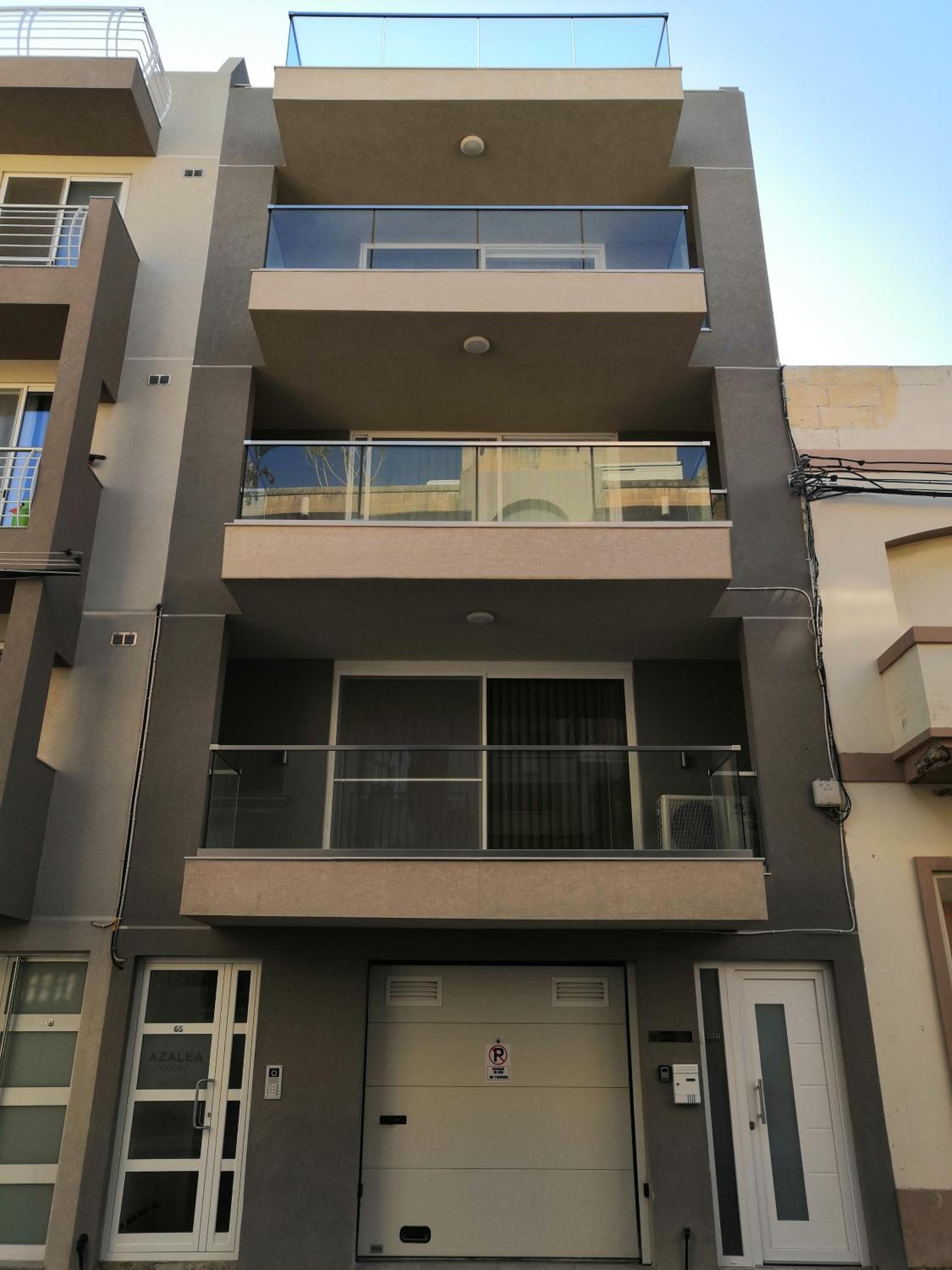 Modern 3-Bedroom Apartment - Ideal for Families and Business - Near Airport photo 3
