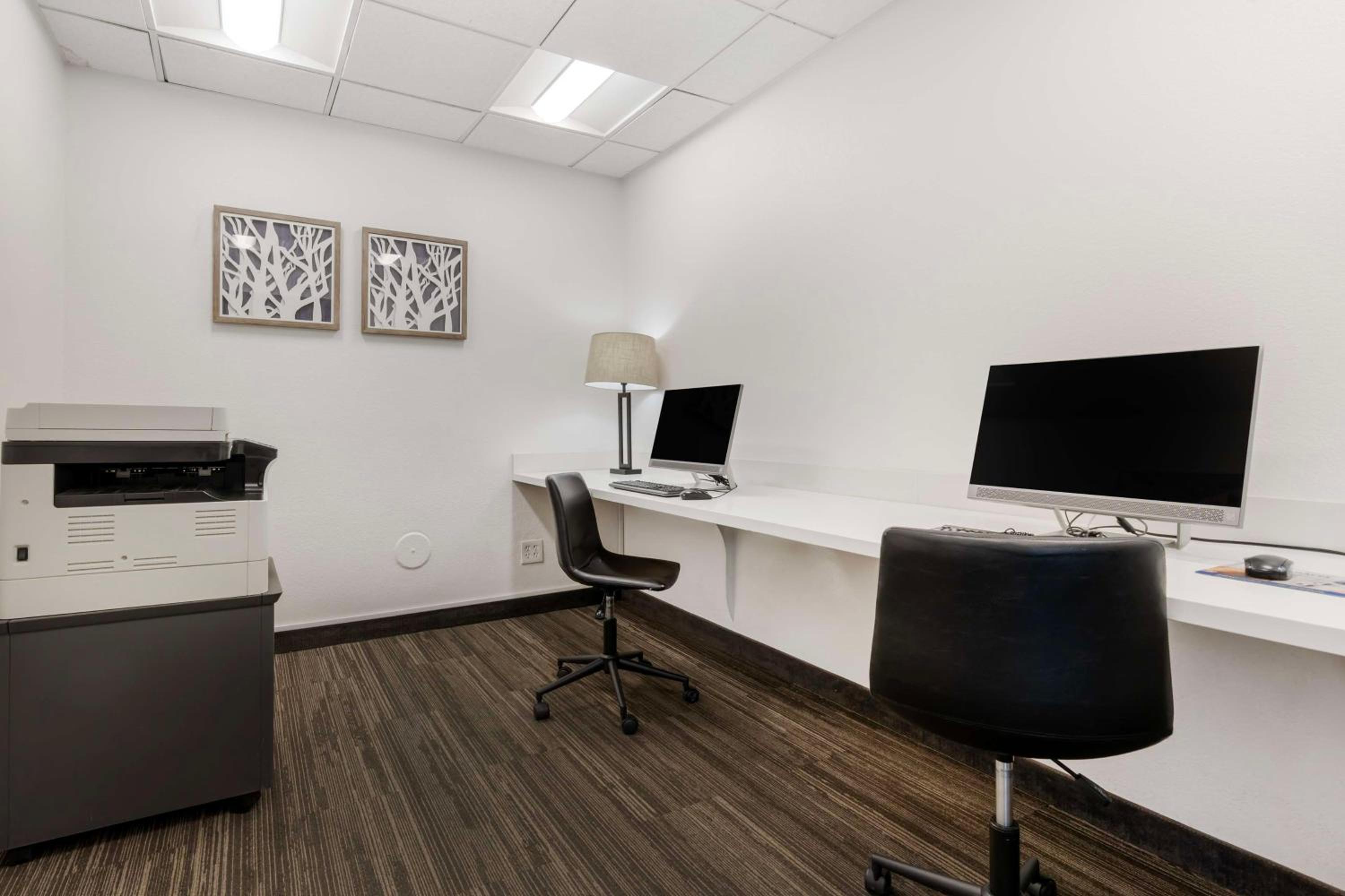 Reno Vacations - Best Western Plus Sparks-Reno Hotel - Property Image 16