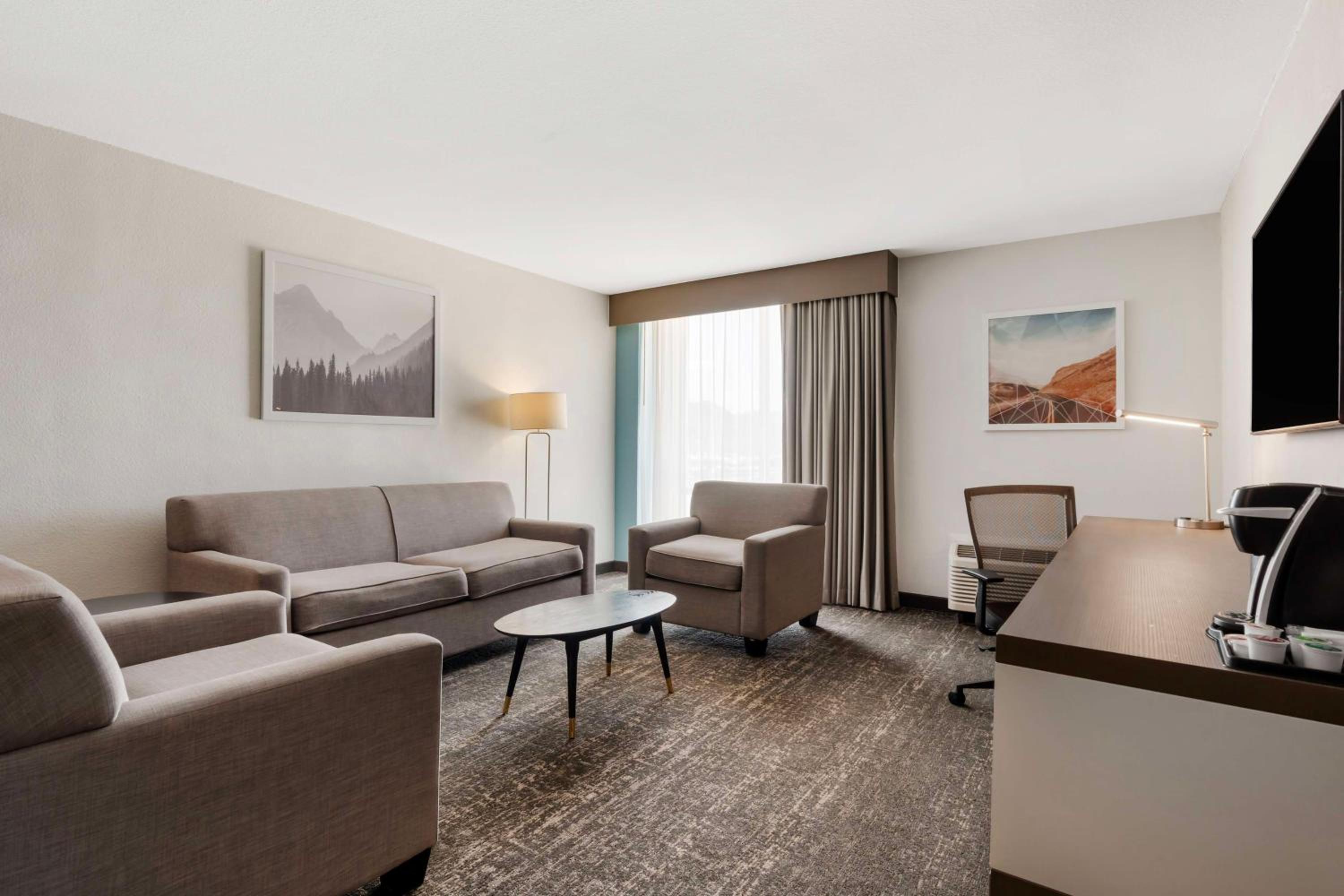 Reno Vacations - Best Western Plus Sparks-Reno Hotel - Property Image 2